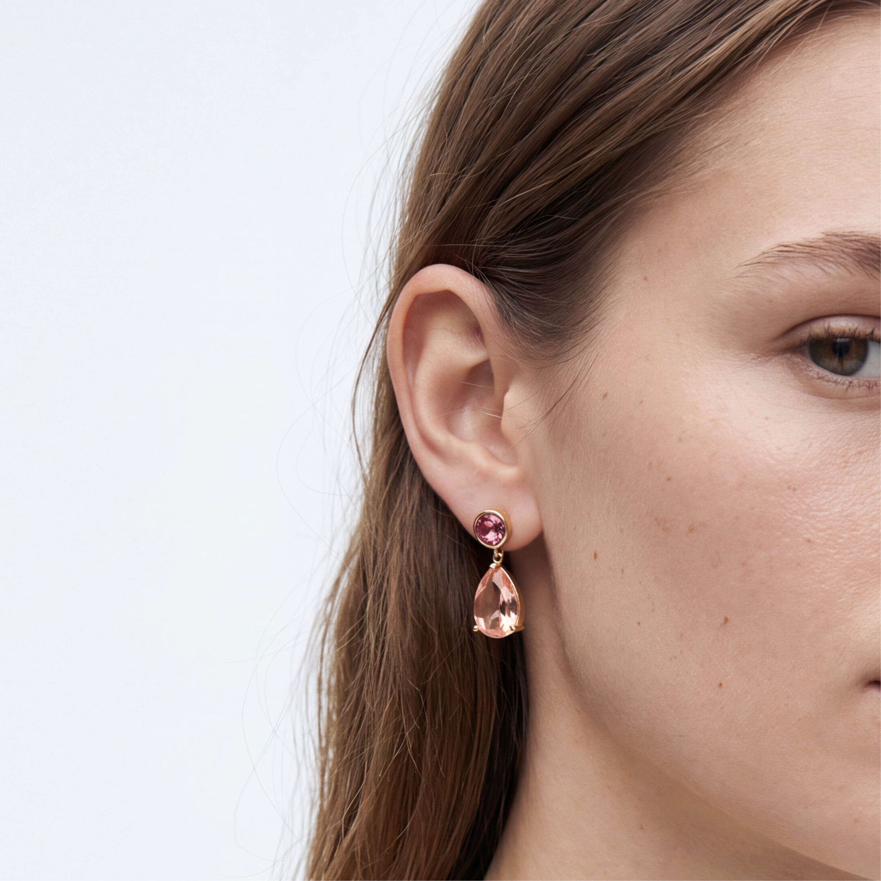 Boucles d’oreilles en cristal rouge, finition en or jaune 18 carats - Bulark
