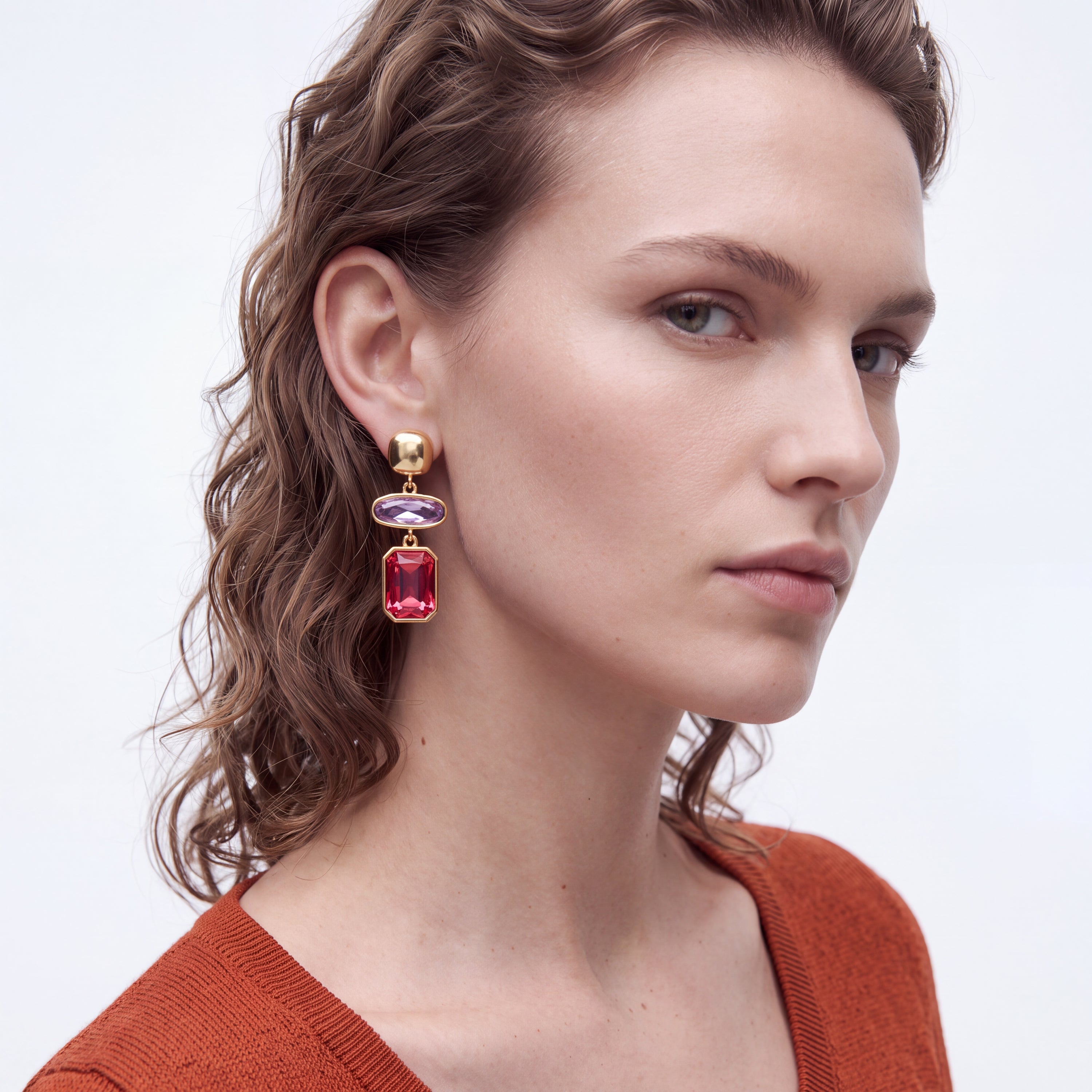 Boucles d’oreilles en cristal multicolore avec finition en or jaune 18 carats – Mahvry