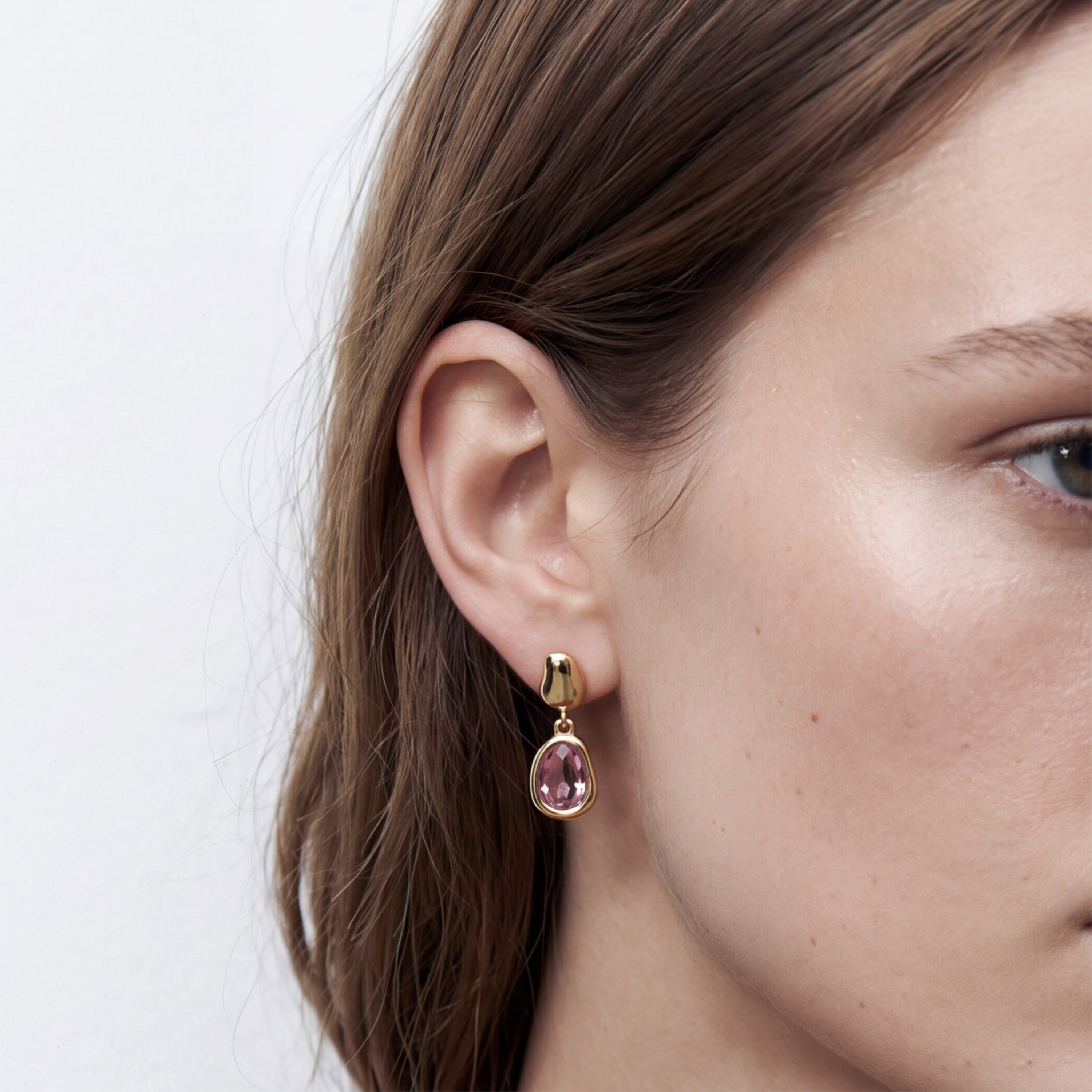 Pendientes de Cristal Morado acabado en oro amarillo de 18k - Rimya