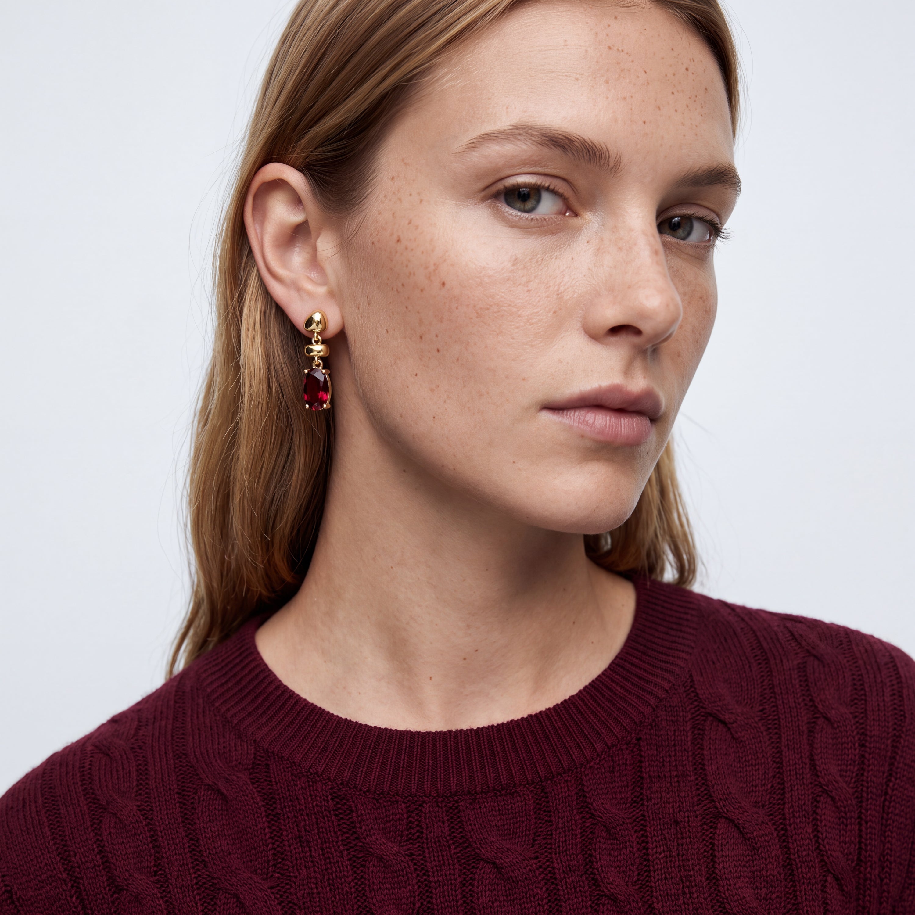 Pendientes de Cristal Rojo acabado en oro amarillo de 18k - Midfan