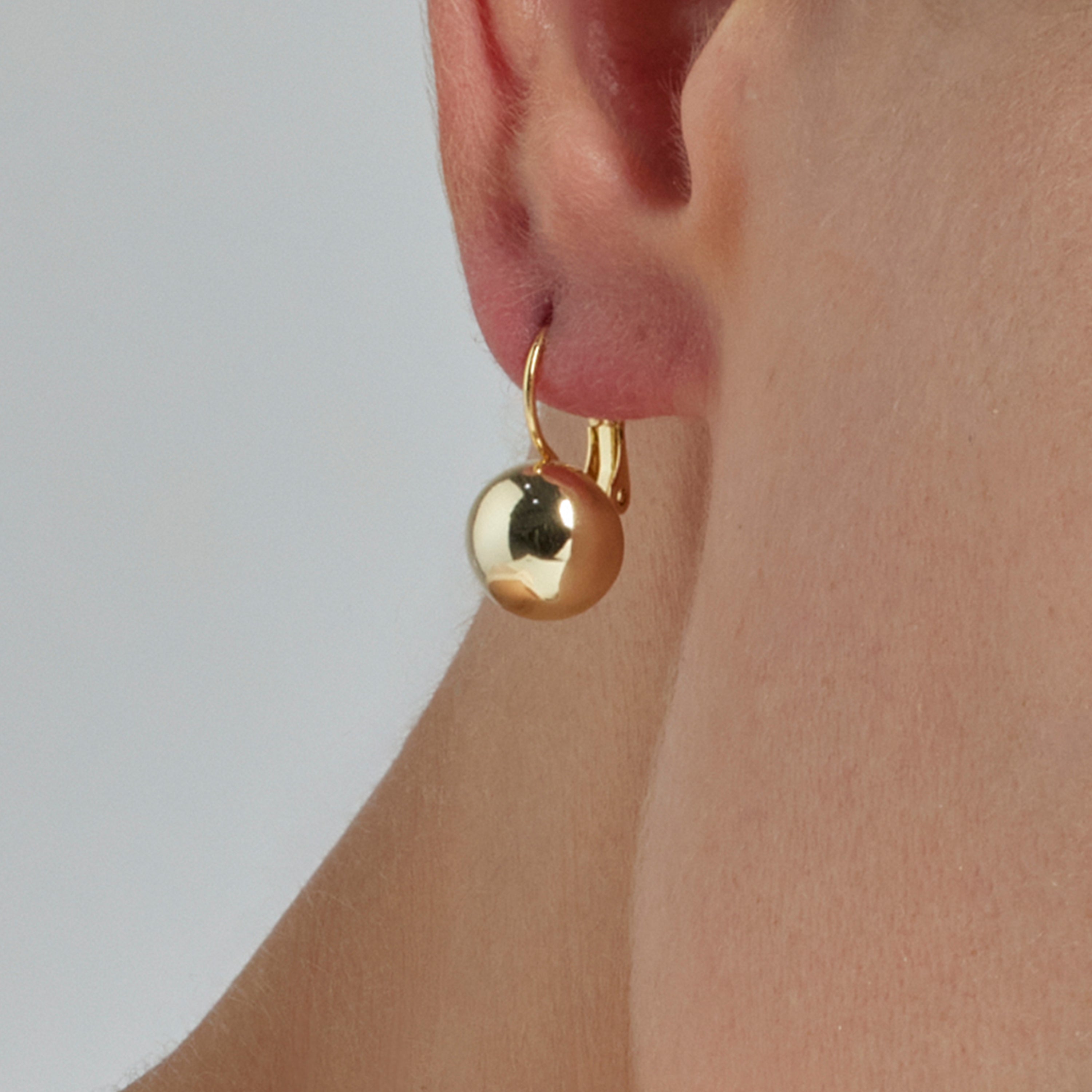 Pendientes acabados en oro amarillo 18K - Nenje