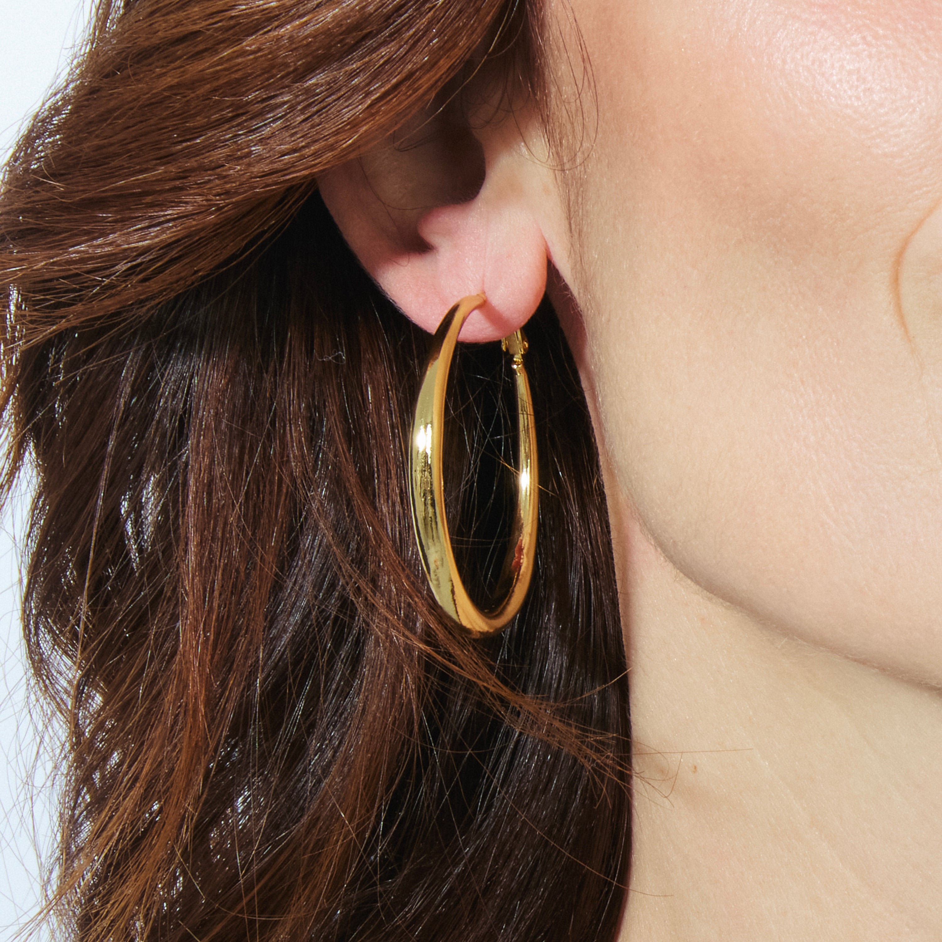 Ohrringe mit 41mm Durchmesser, 18K Gelbgold-Finish - Sira