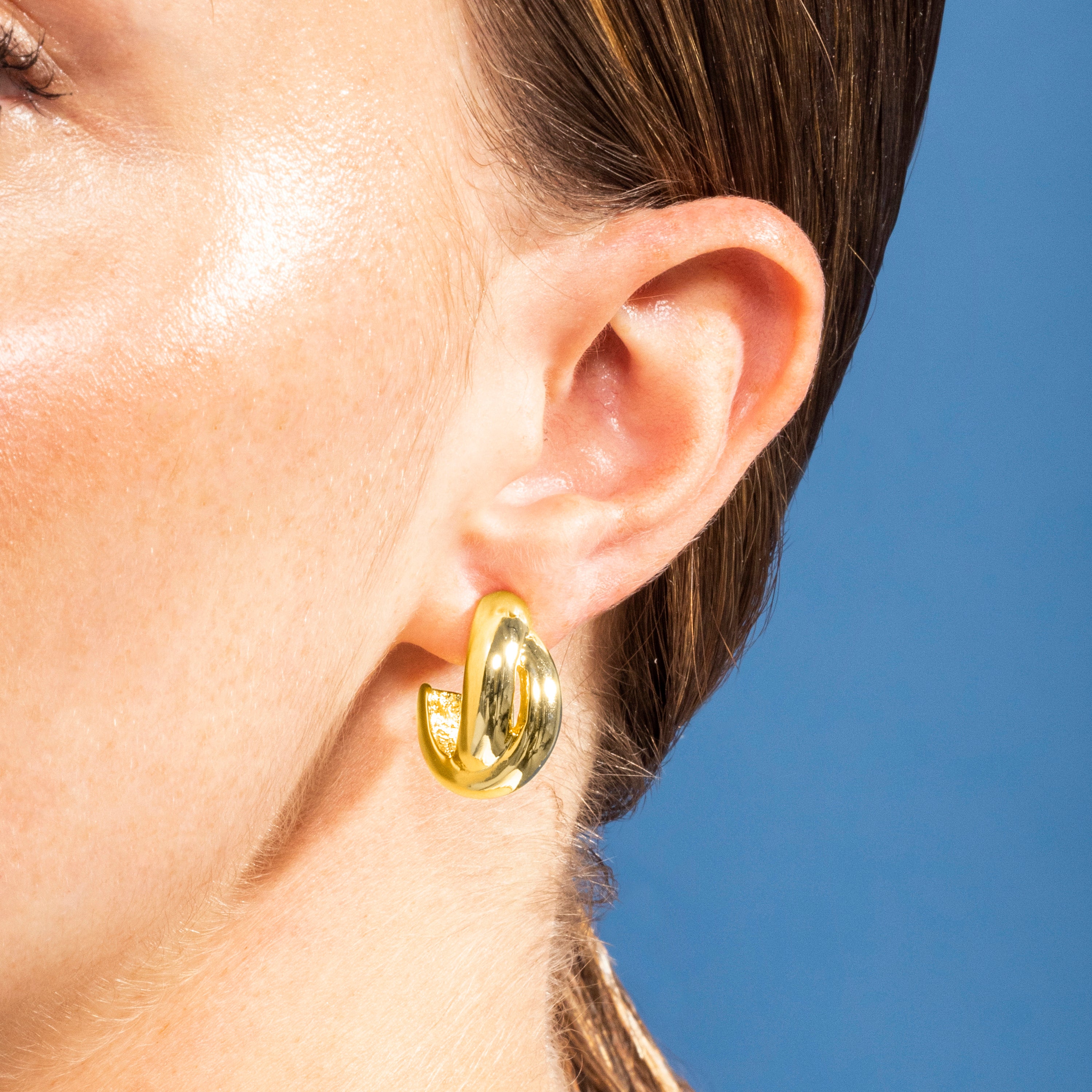 Pendientes acabados en oro amarillo 18K - Zunduri