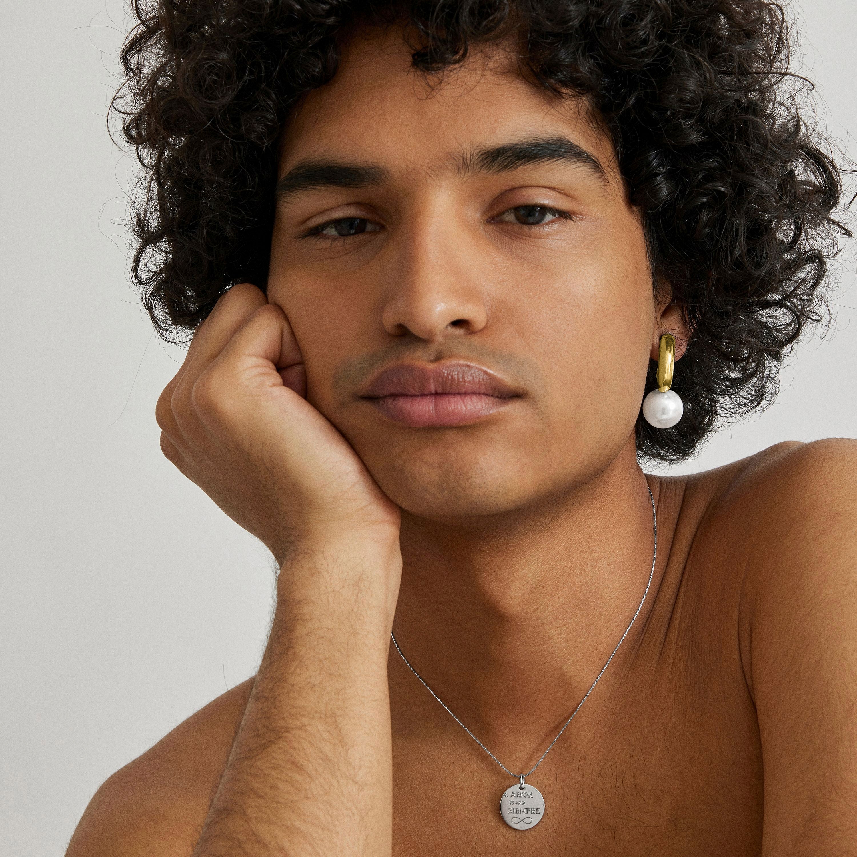 Pendientes de Perla Blanca acabados en oro amarillo 18K - Nesh