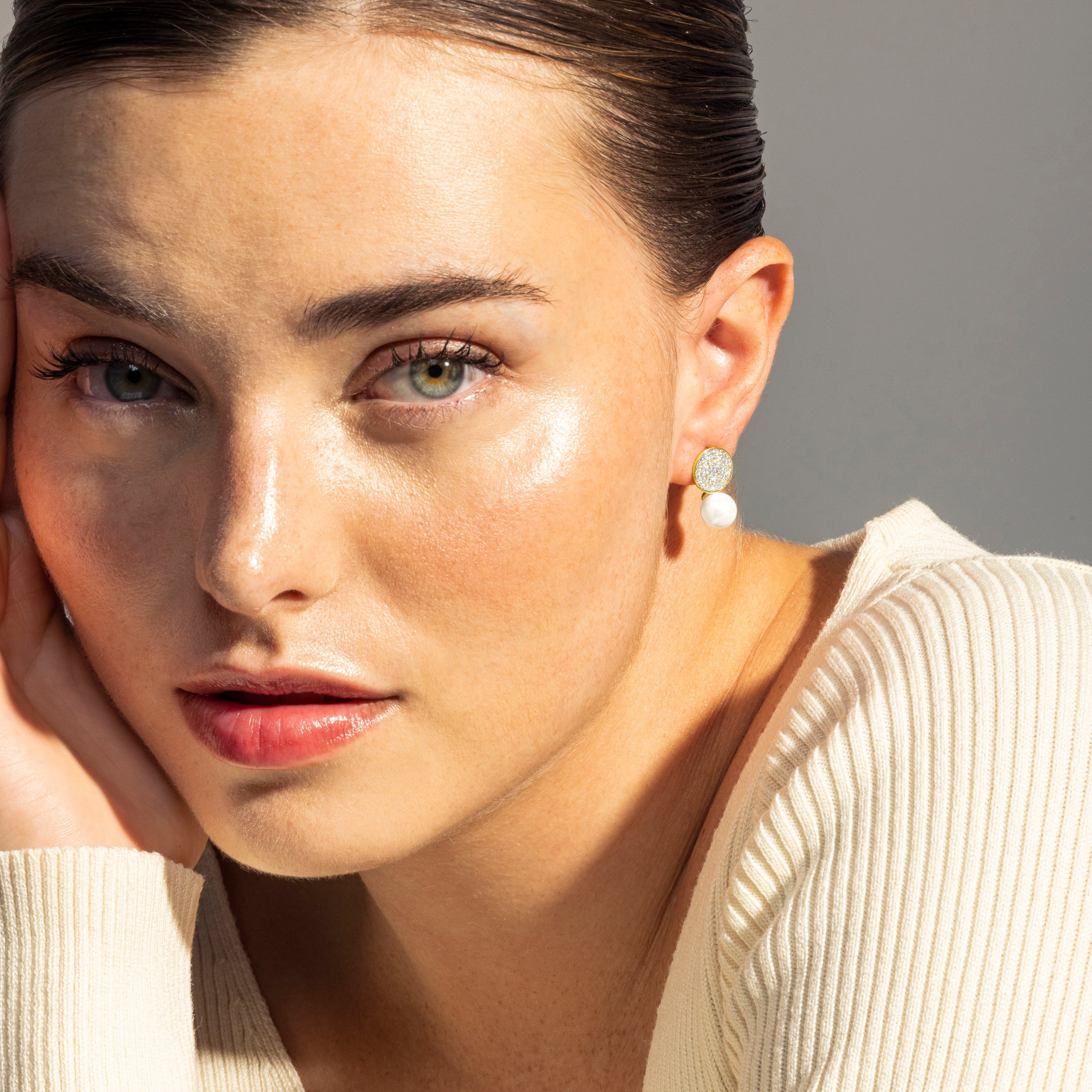 Orecchini finiti in oro giallo 18K - Nuja