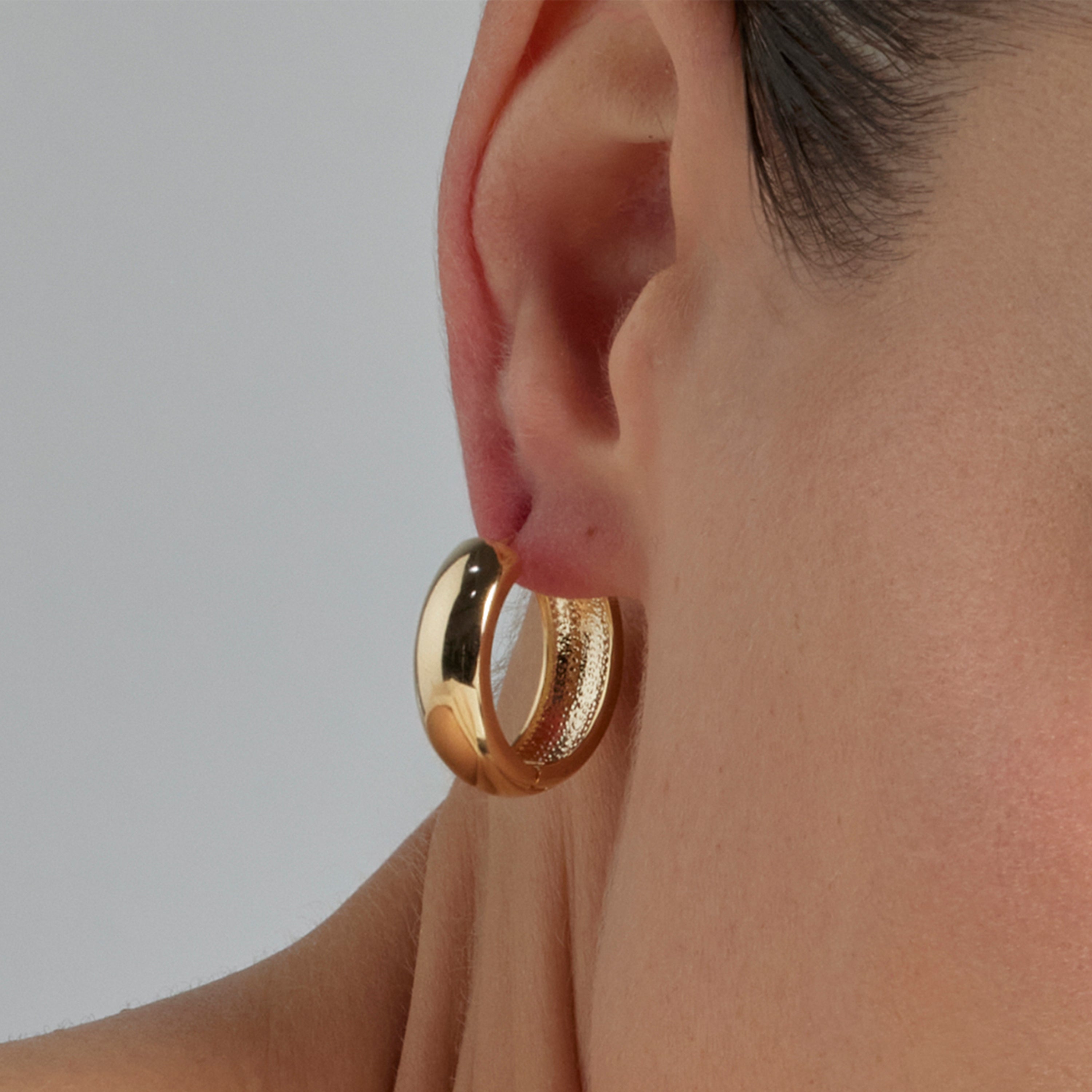 Pendientes de 22mm de diámetro acabado oro Amarillo de 18k - Apruk