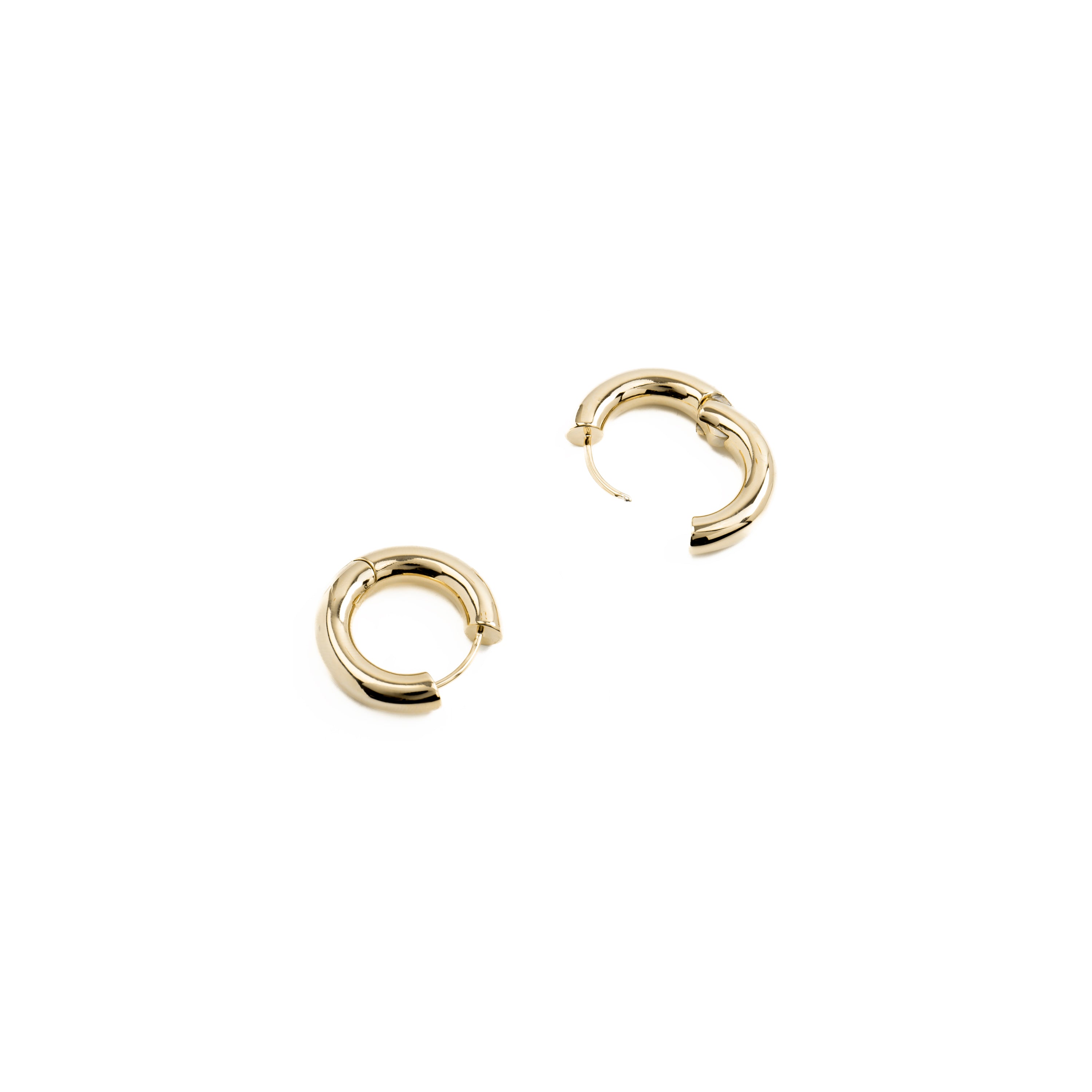 24mm diameter earrings with 18K Yellow Gold finish - Saura