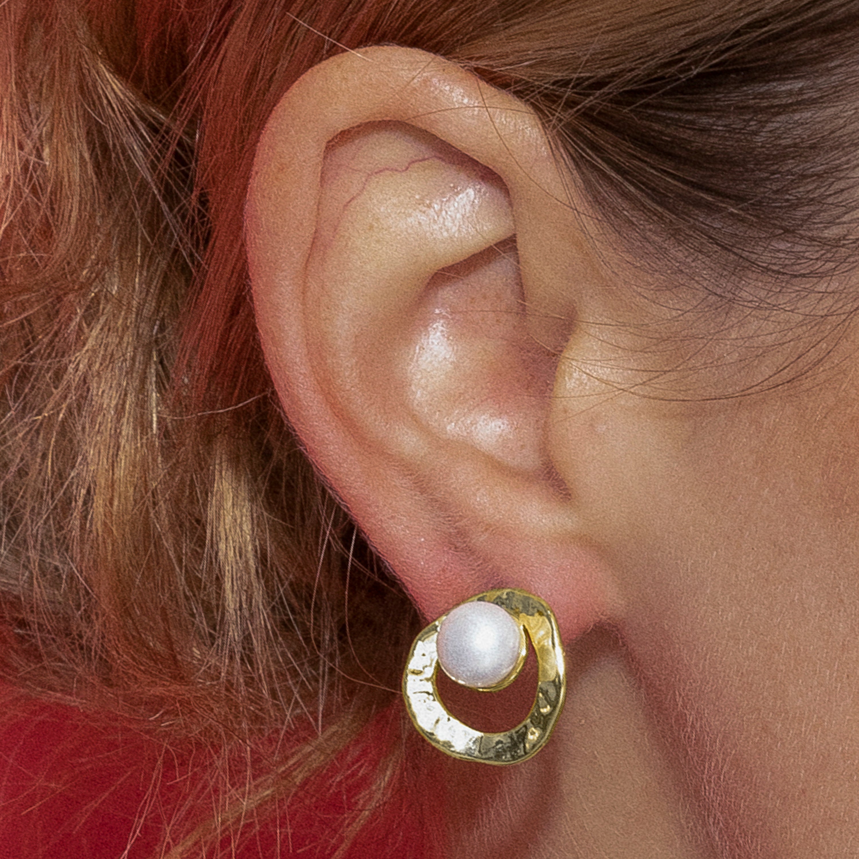 Pendientes con Perla Blanca acabado oro 18k - Ku