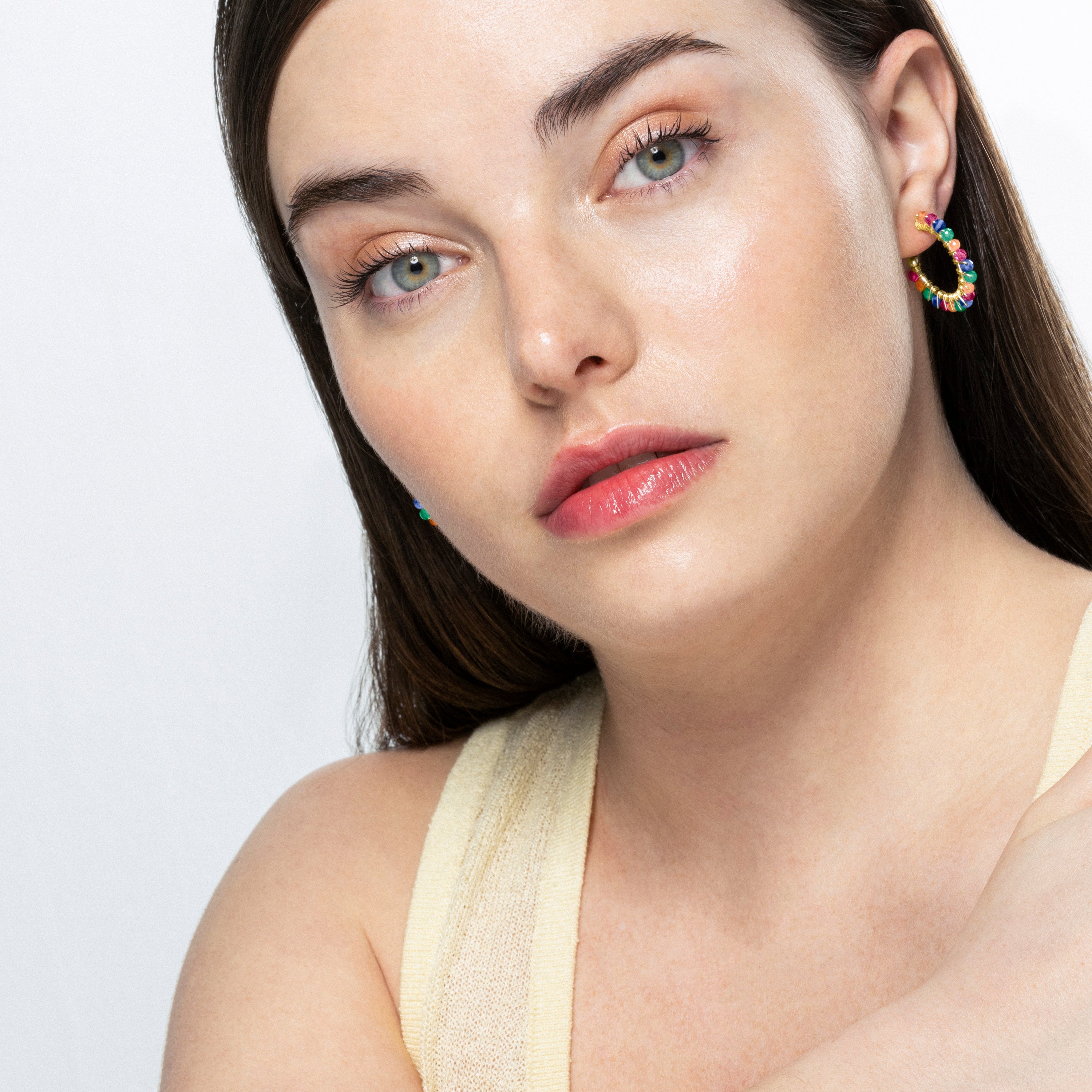 Pendientes de Cristal Multicolor acabados en oro amarillo 18K - Aiel