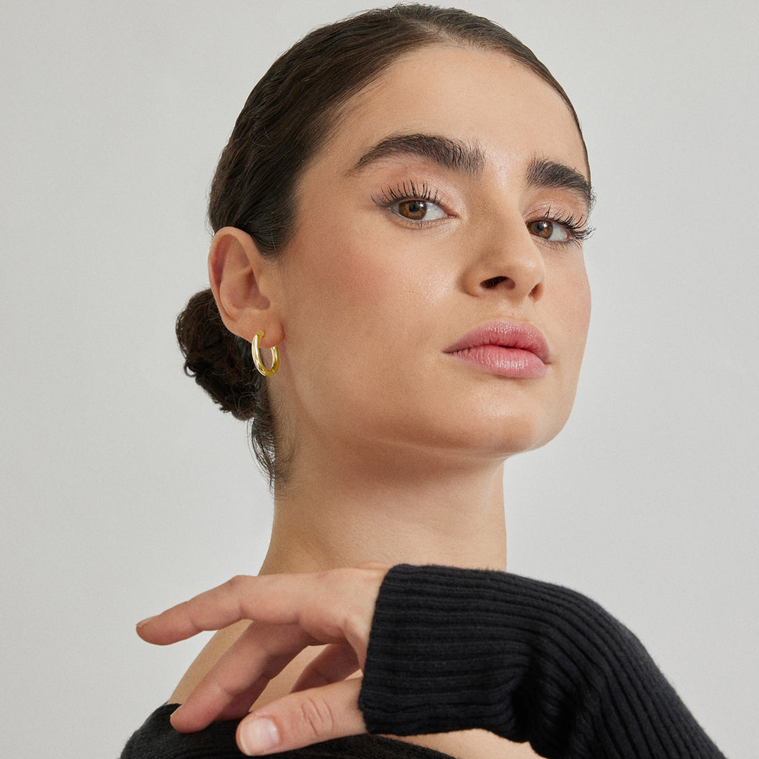 Pendientes de 19mm de diámetro con circonita acabado Oro Amarillo de 18K - Kuye