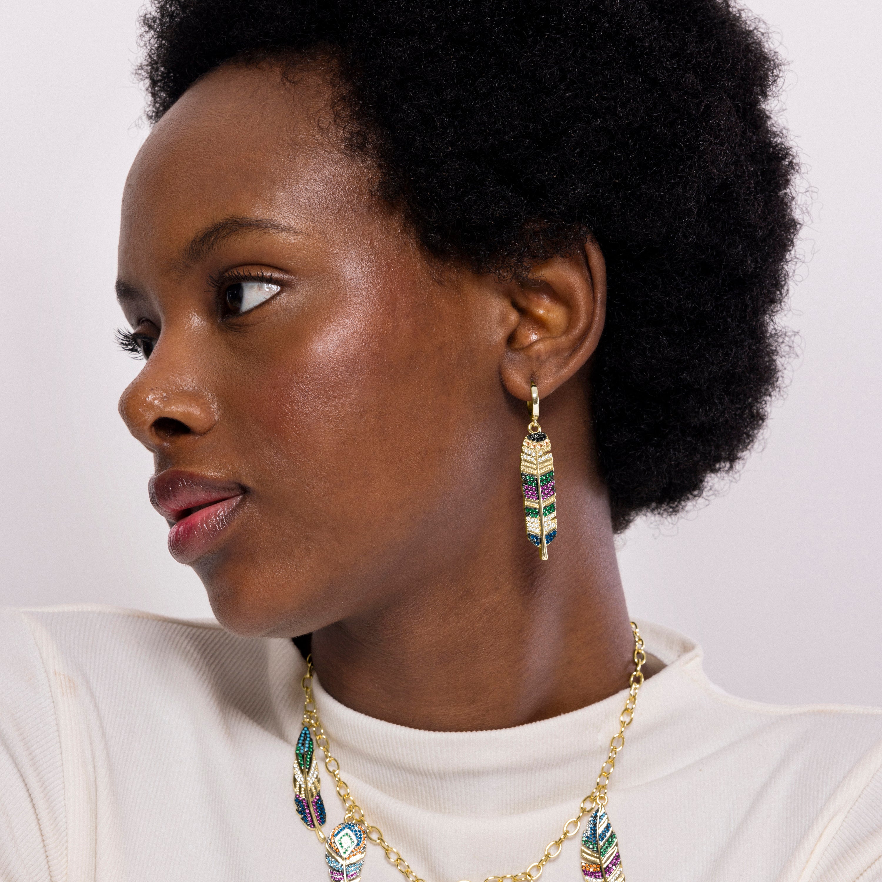 Brincos de zircónia multicolor com acabamento em ouro amarelo 18K - Muisem