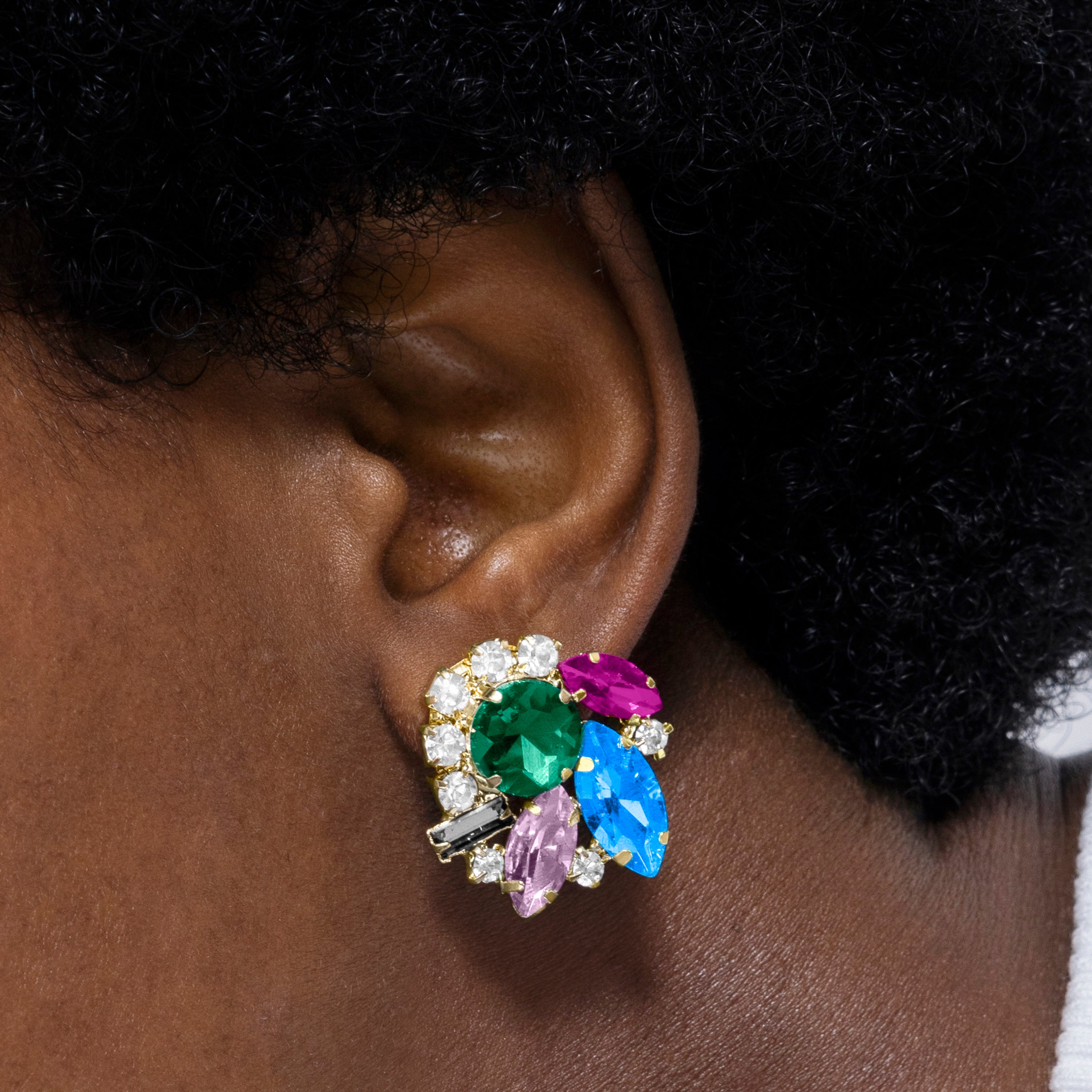 Blue Crystal Earrings finished in 18K yellow gold - Nyuva