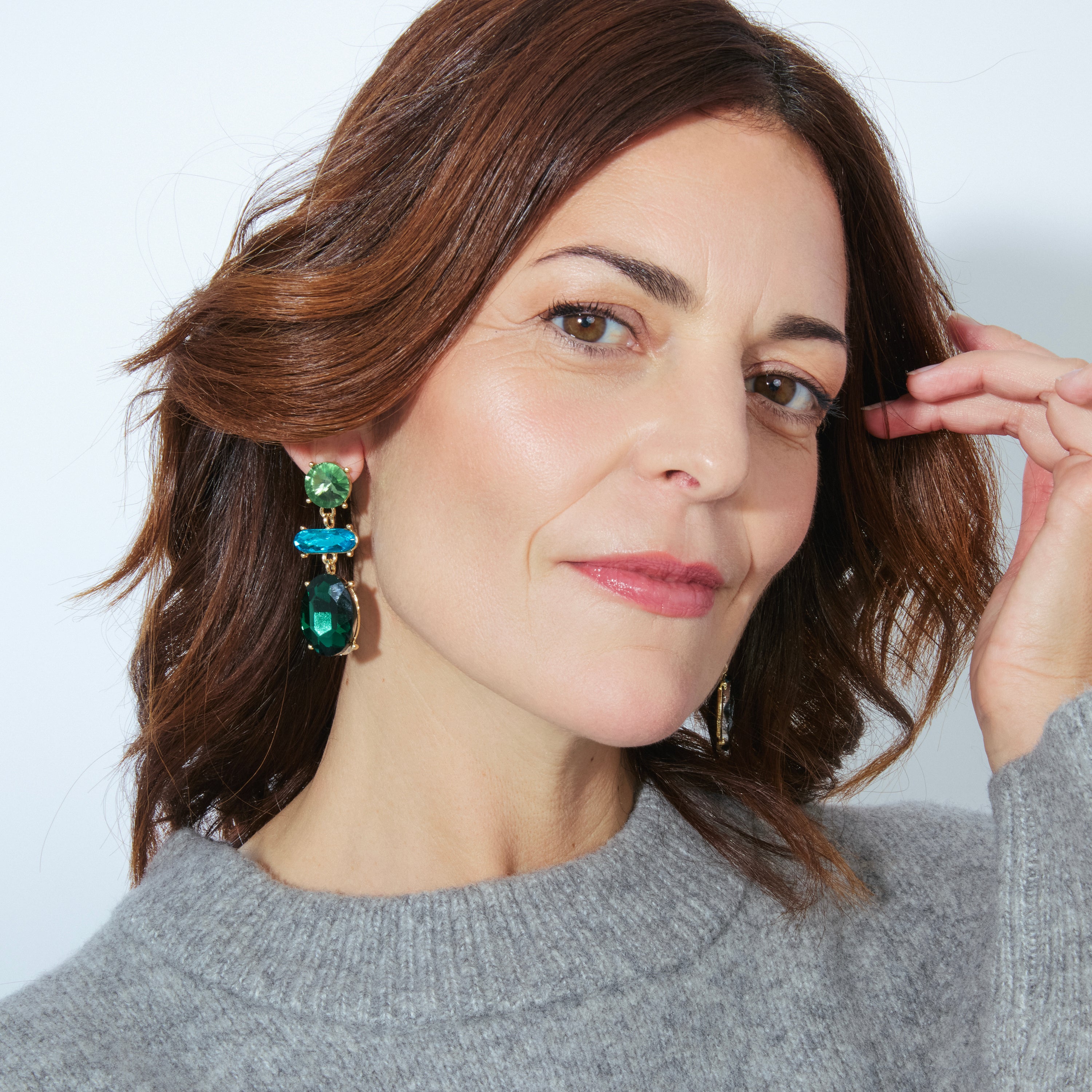 Boucles d'oreilles en cristal vert finies en or jaune 18K - Mekon