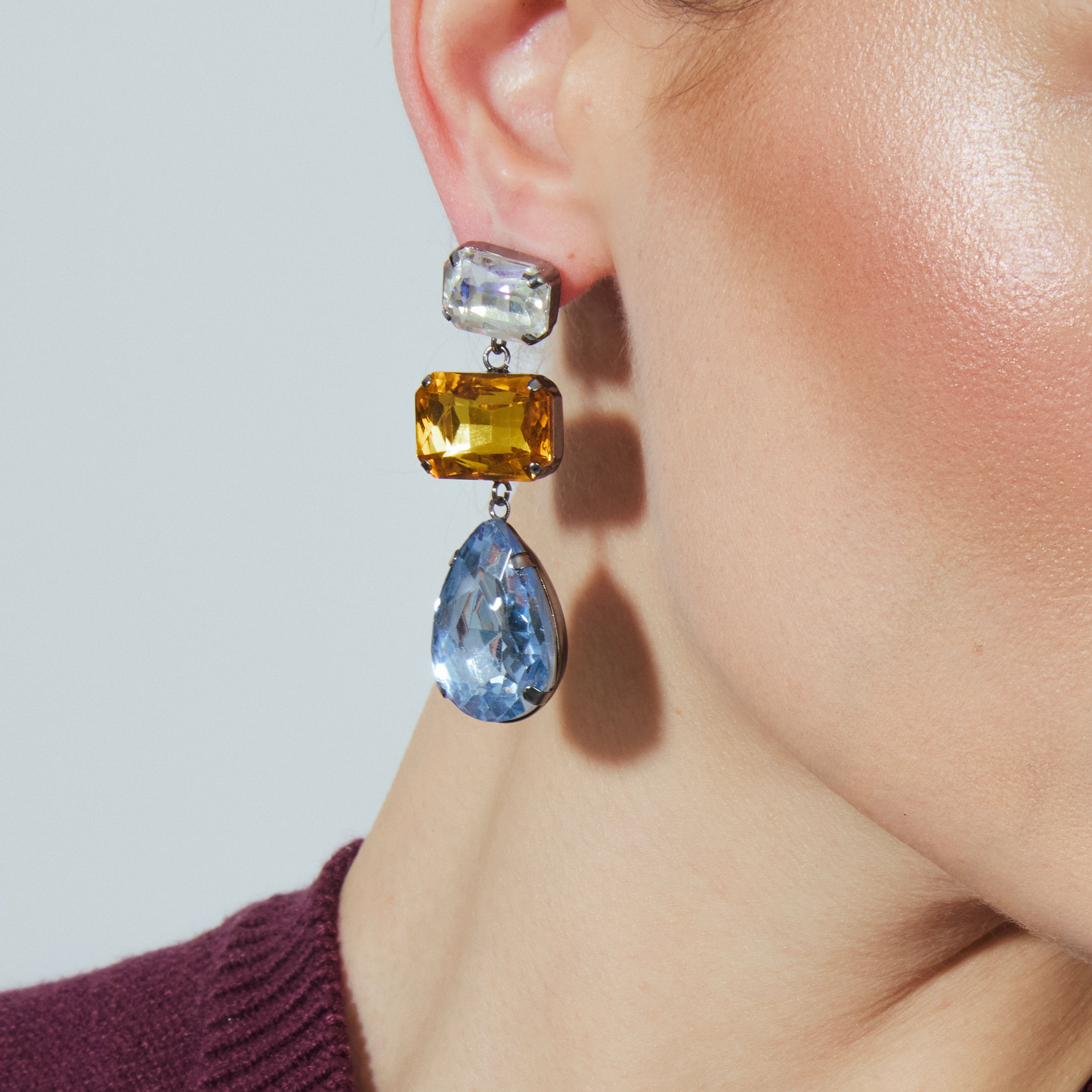 Ohrringe aus blauem Kristall mit 18K Gelbgold-Finish - Ifar