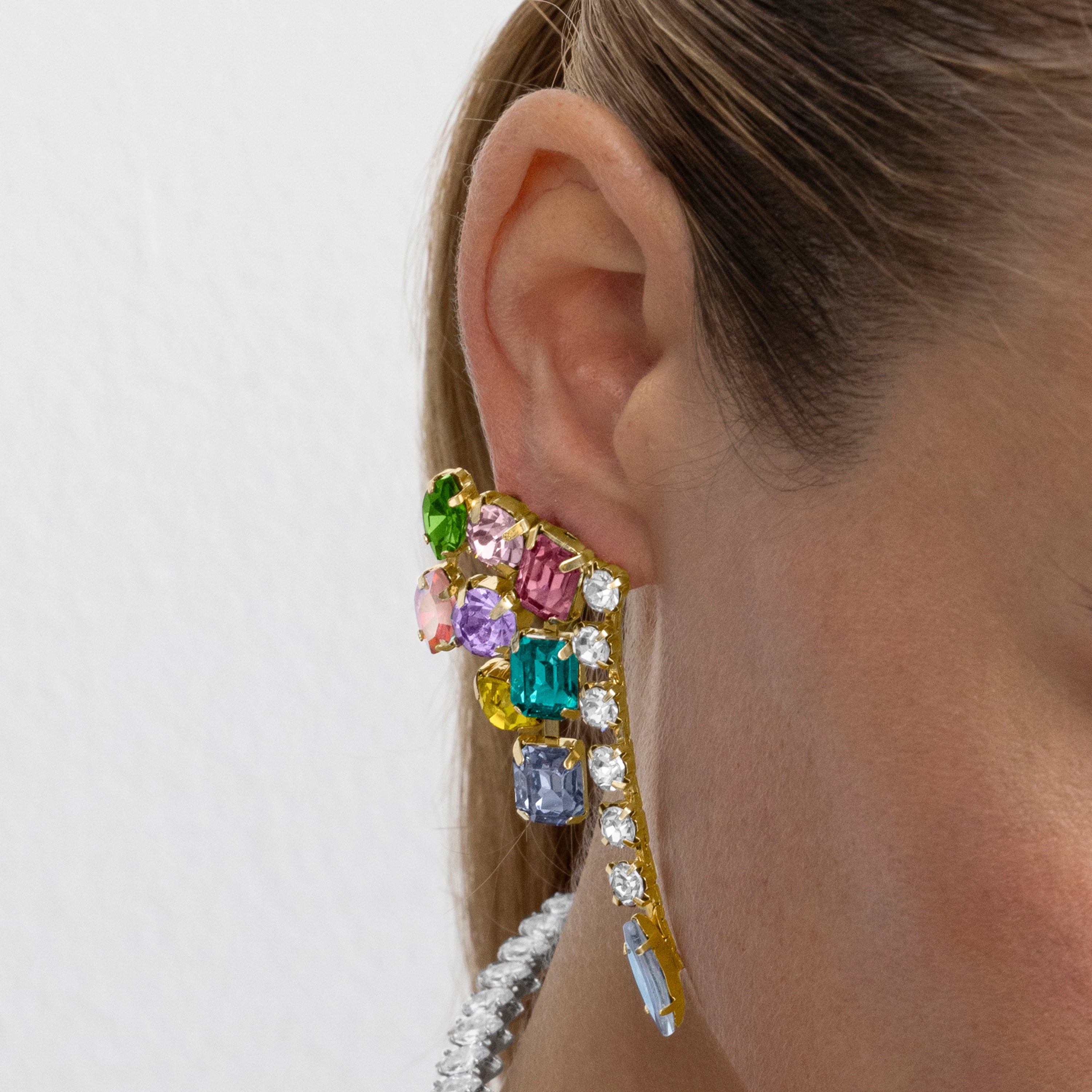 Brincos com Cristal Multicolor acabamento em ouro 18k - Shamwa