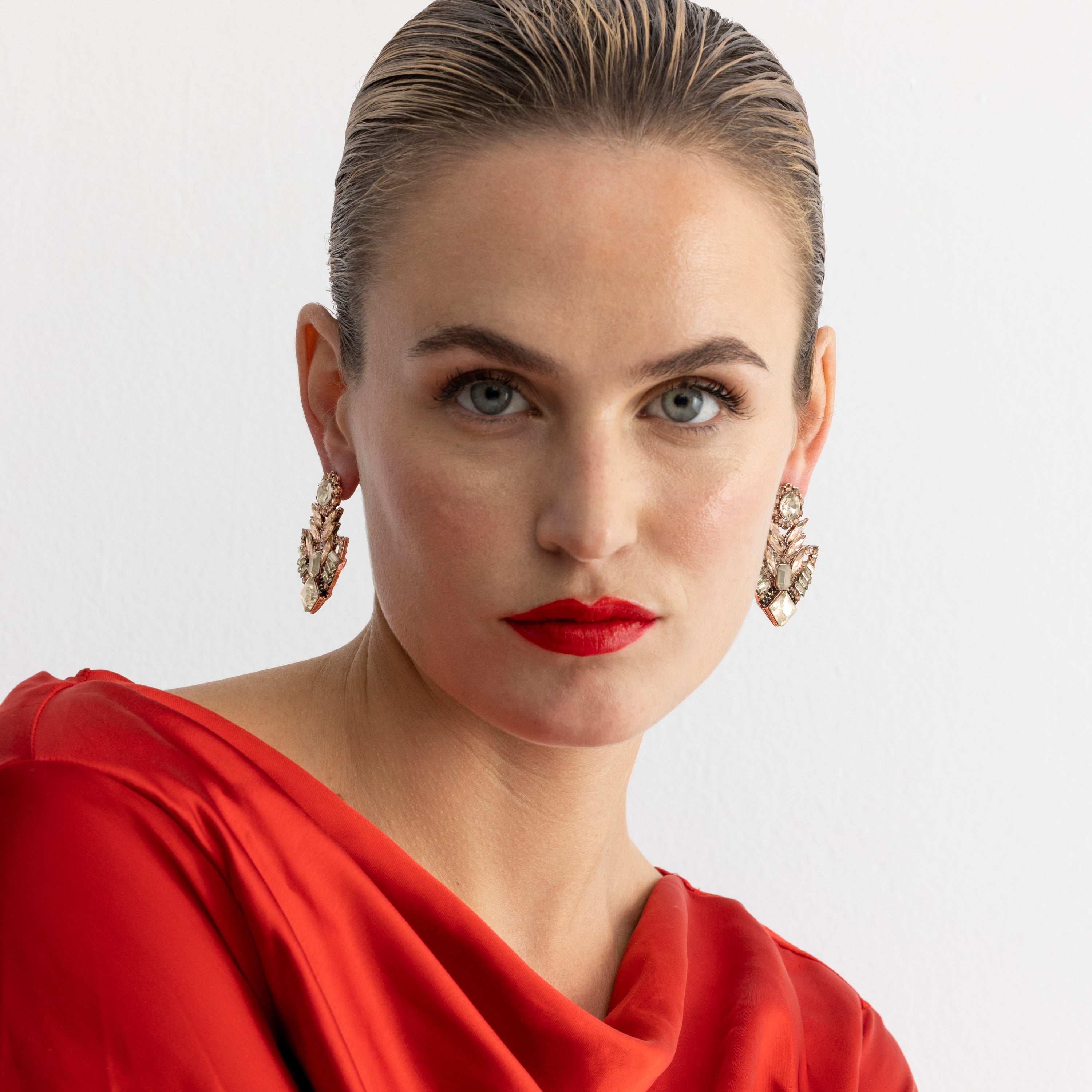 Ohrringe mit mehrfarbigem Kristall, 18k Gold-Finish - Gothka