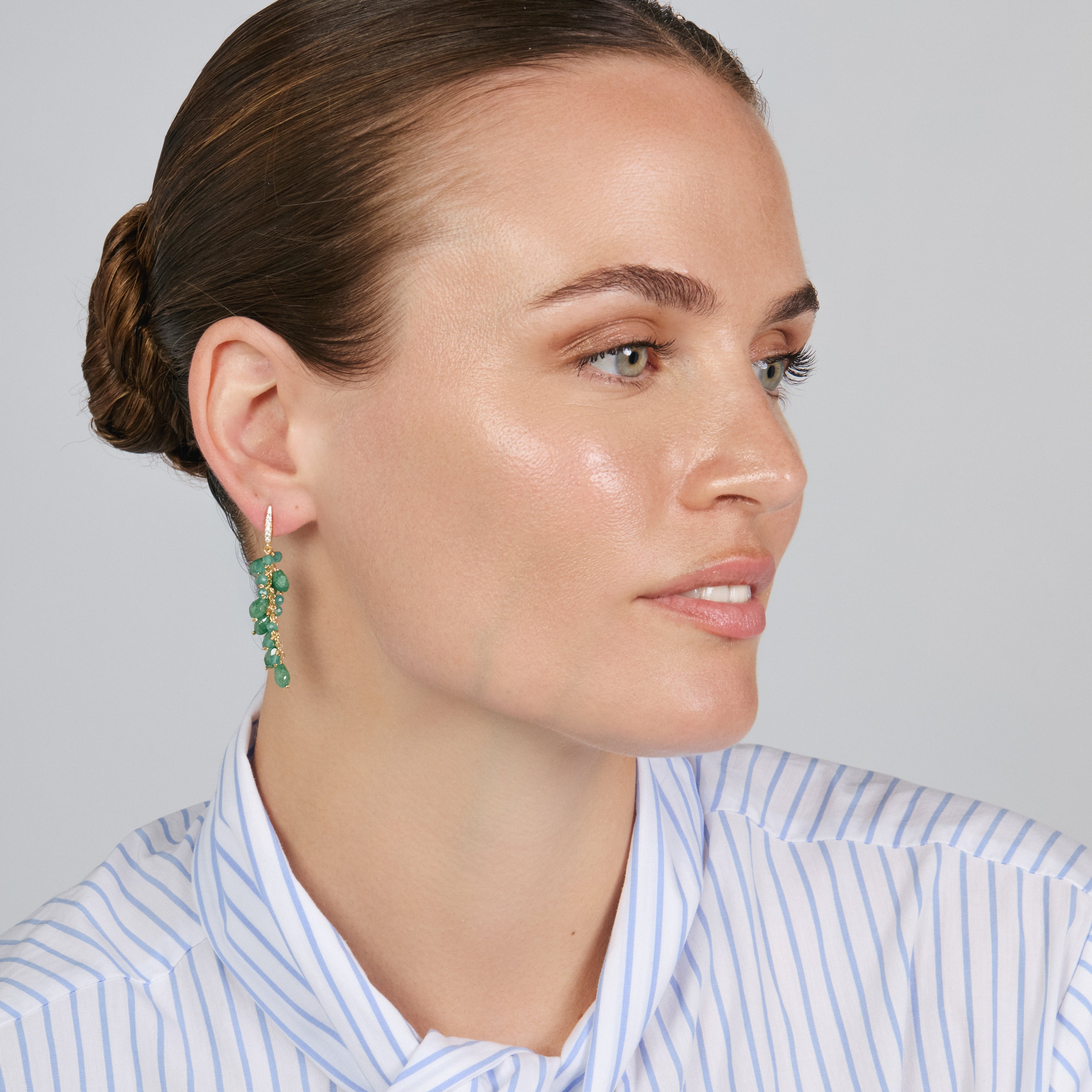 Pendientes de Circonita Verde acabado en oro amarillo de 18k - Unma