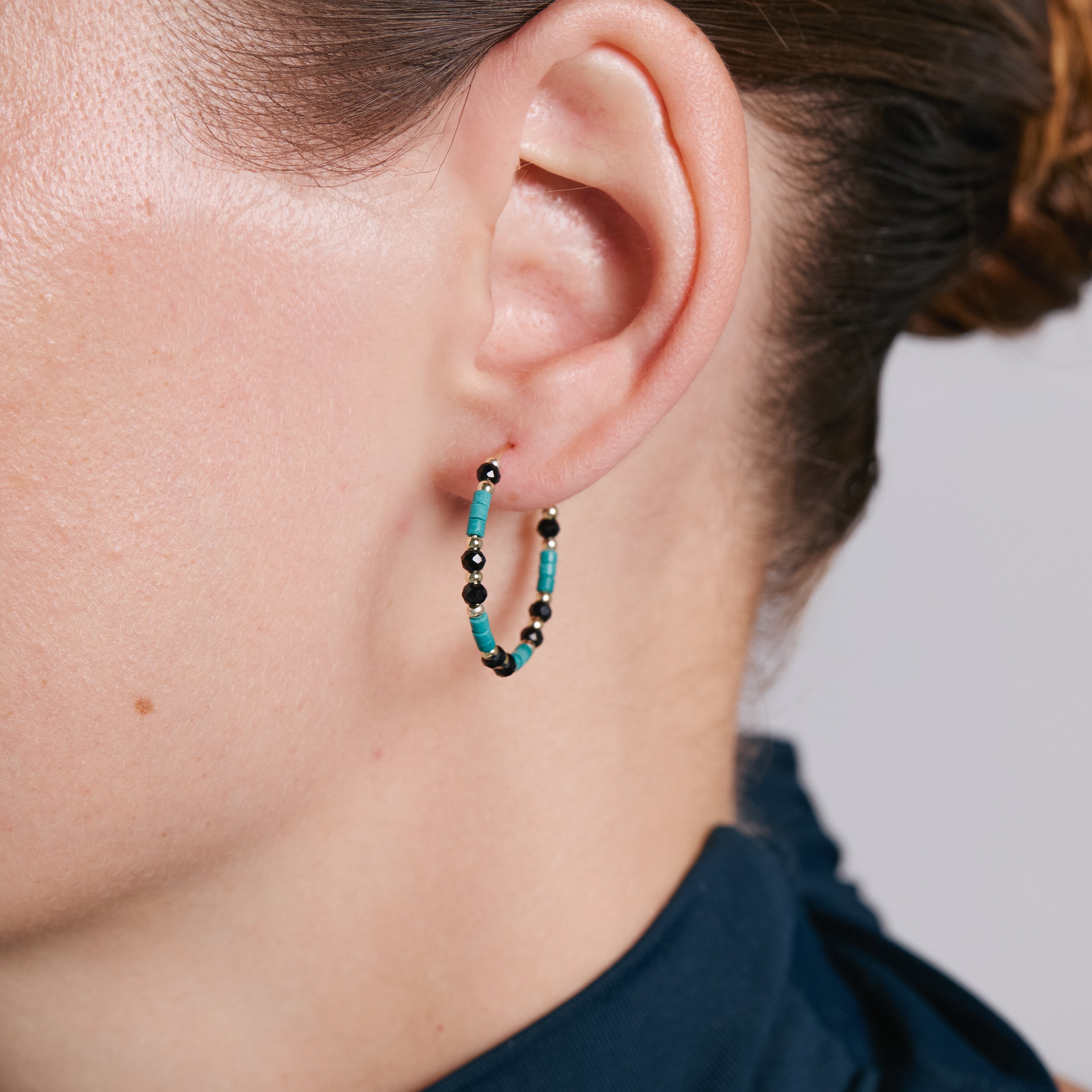 Pendientes de Turquesa acabado en oro amarillo de 18k - Khazlik