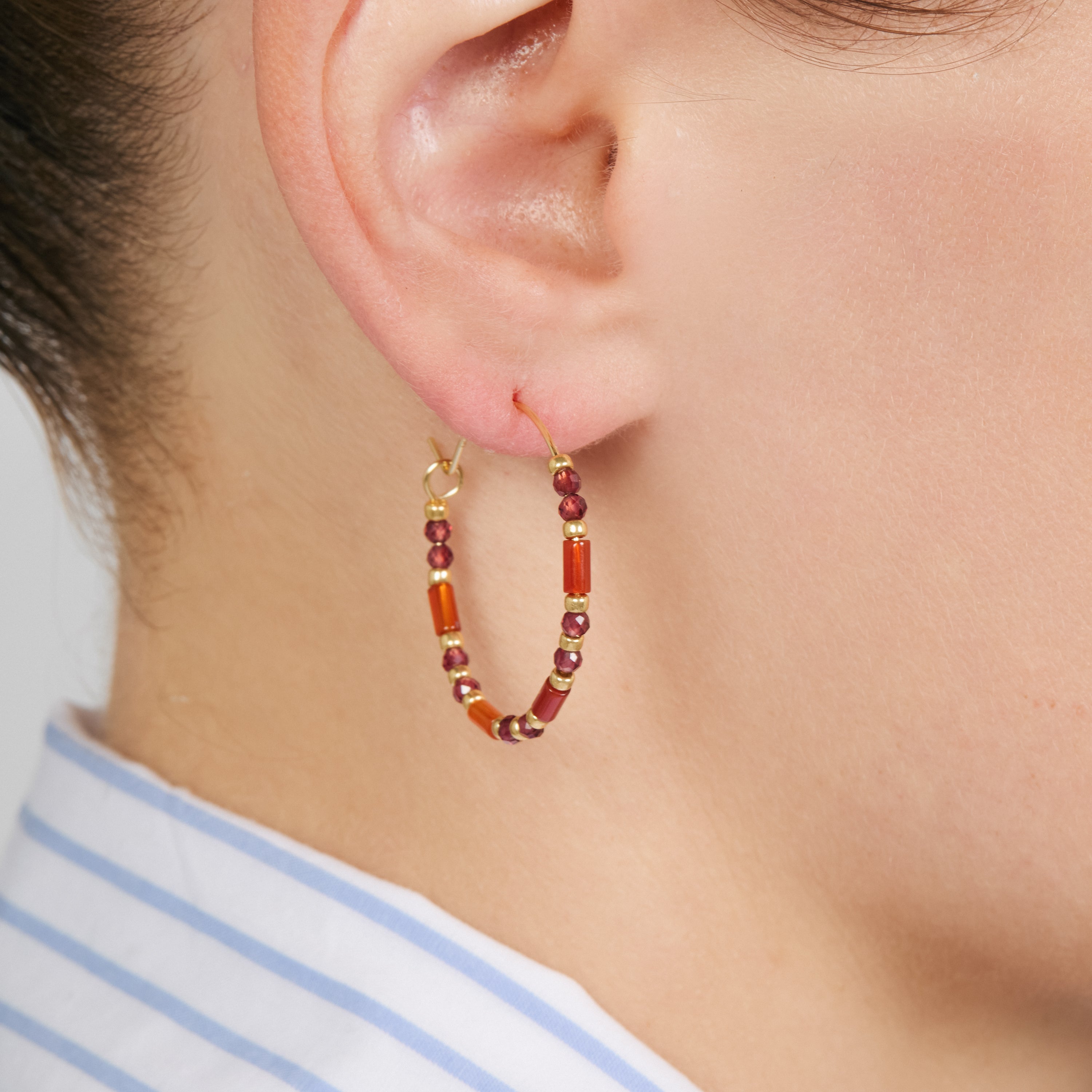 Pendientes de Coral acabado en oro amarillo de 18k - Khazlik