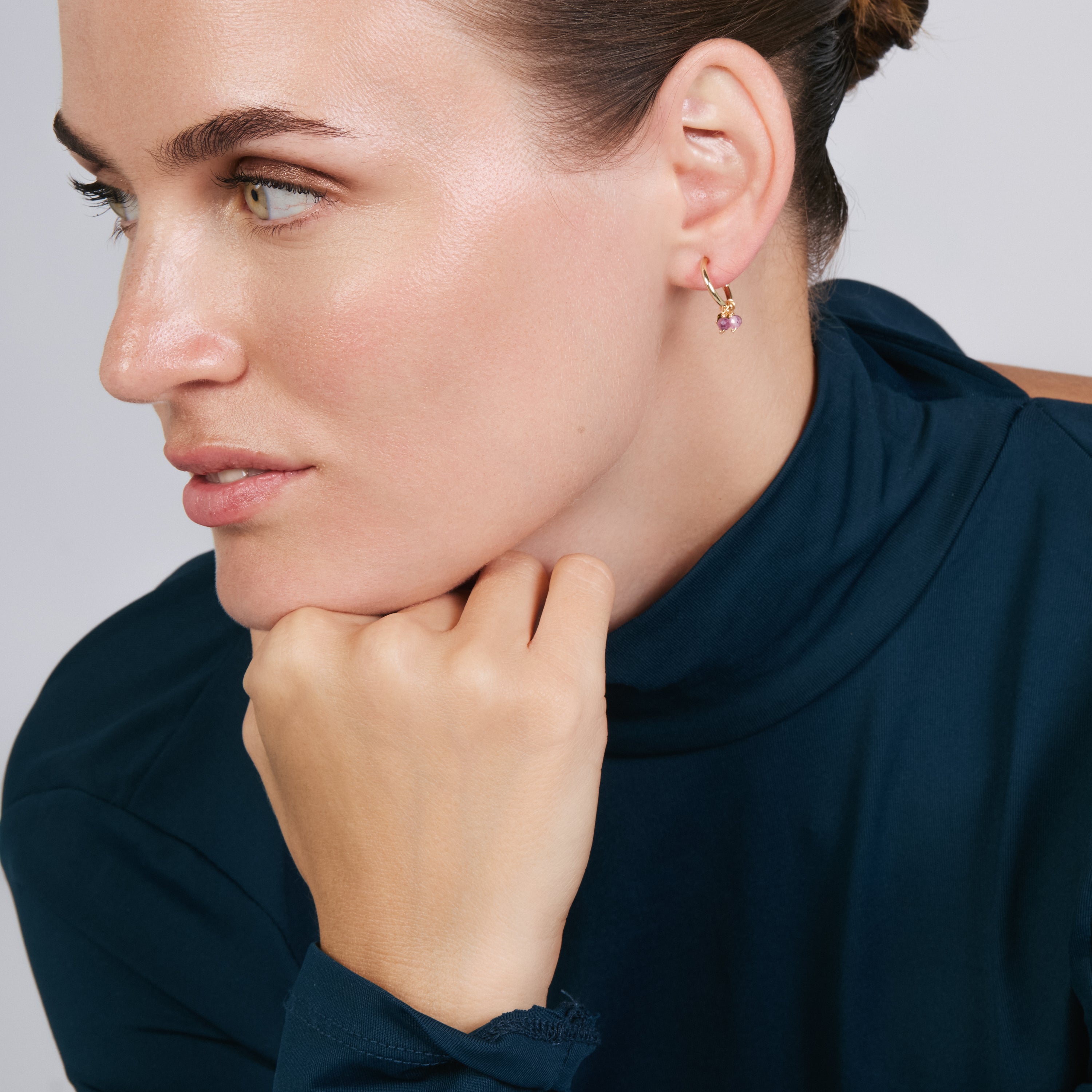 Pendientes de Cristal Morado acabado en oro amarillo de 18k - Jaros