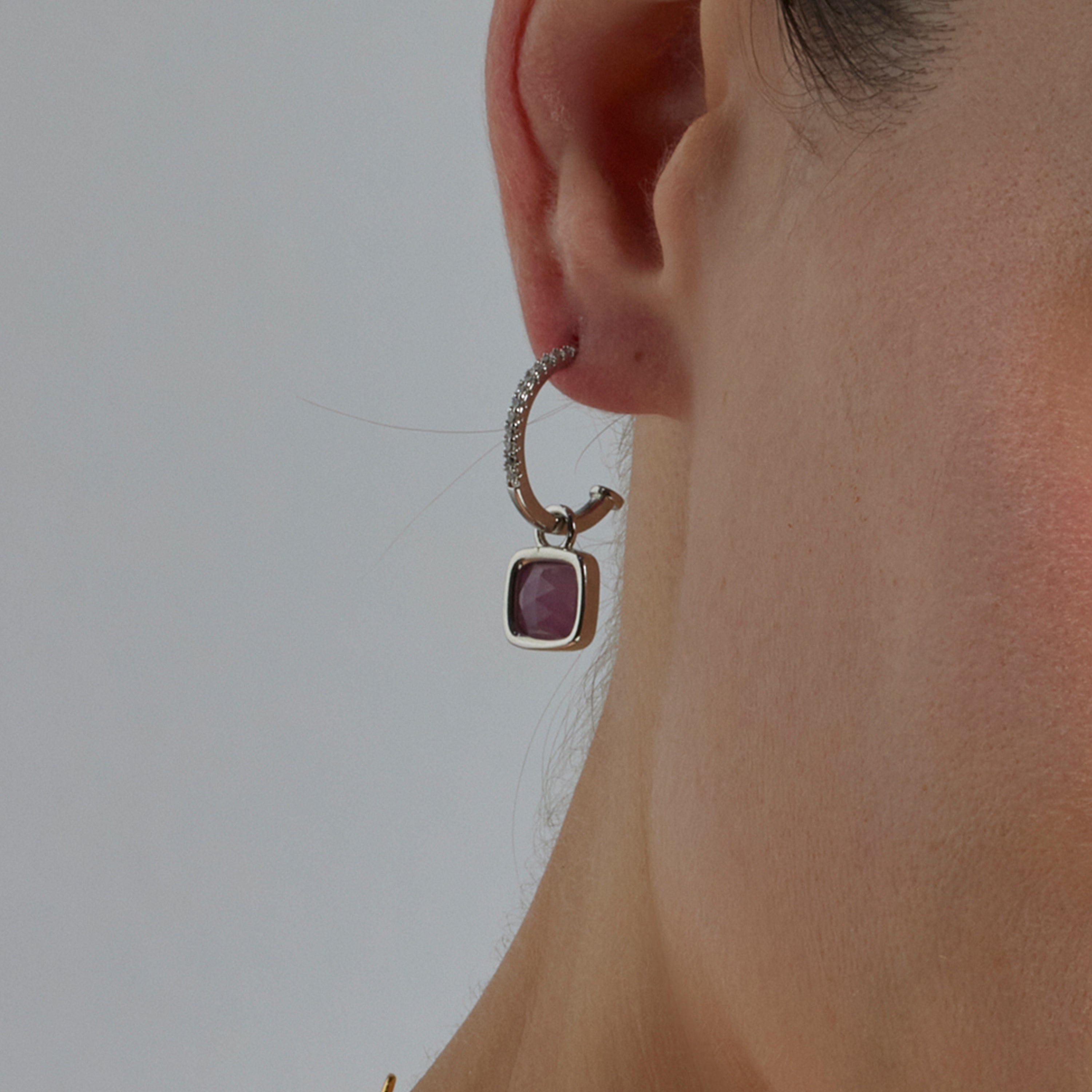 Pendientes de Cristal Morado acabados en oro amarillo 18K - Ourhis