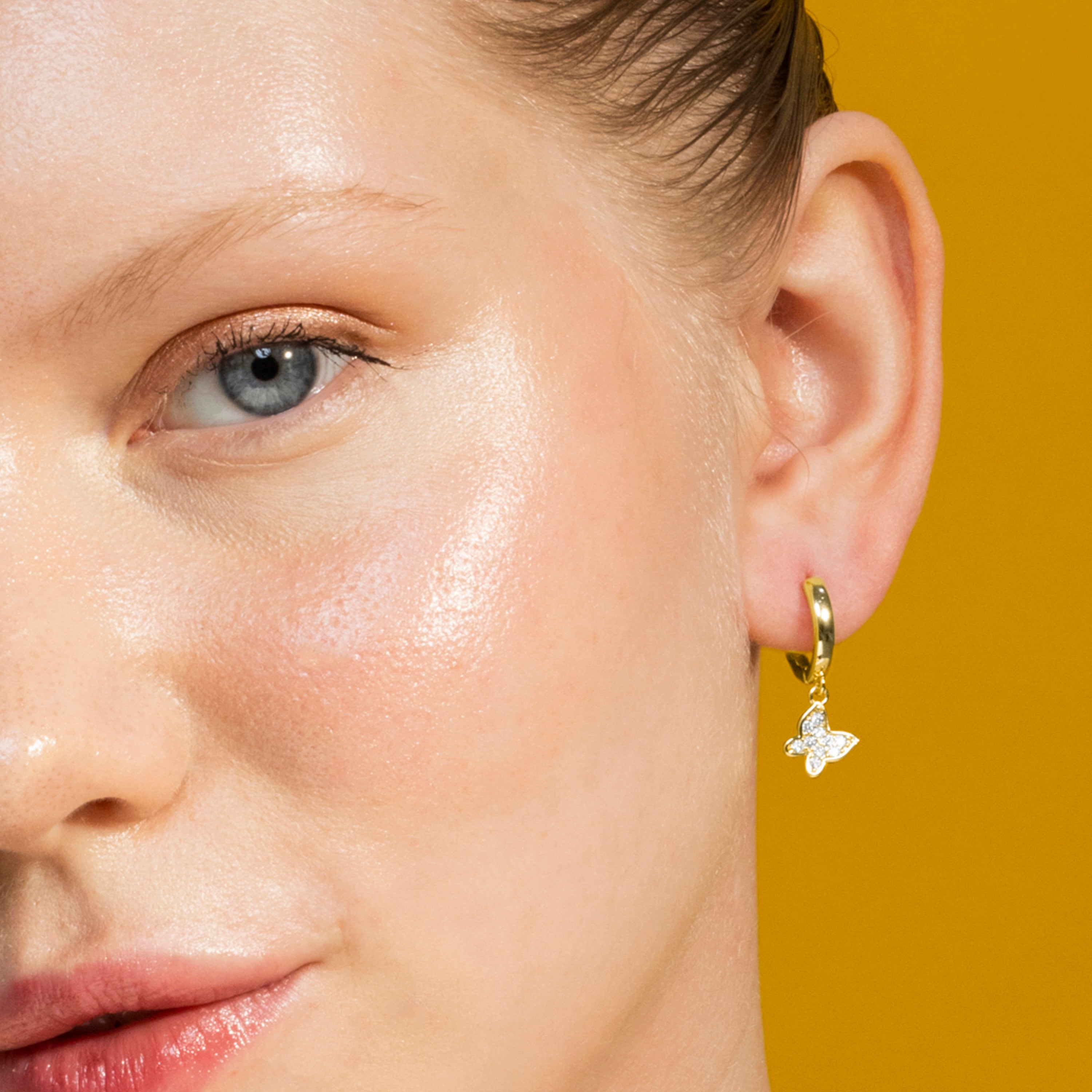 Boucles d'oreilles en zircon brillant finition or jaune 18K - Kaduro