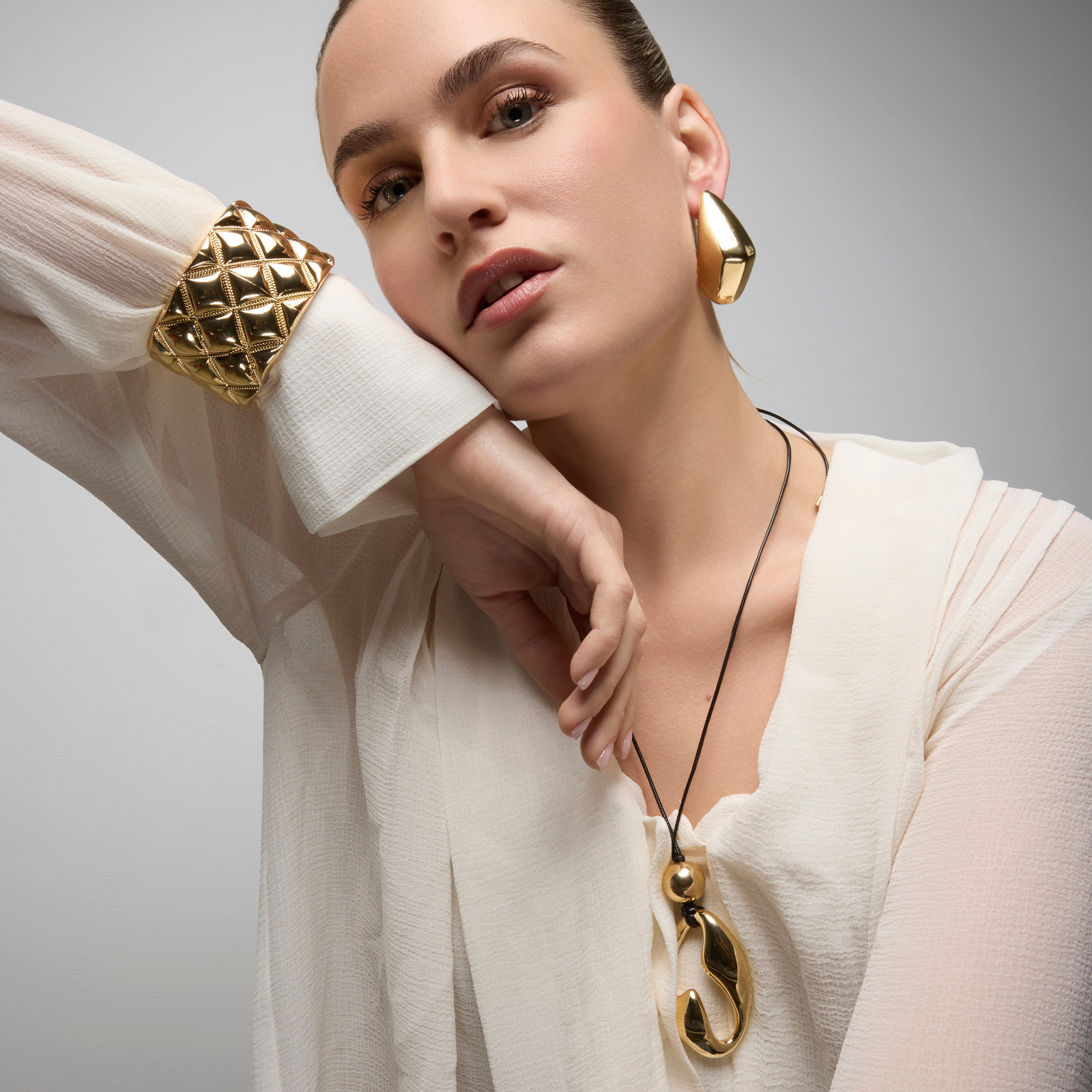Boucles d'oreilles finition or jaune 18k - Hilga