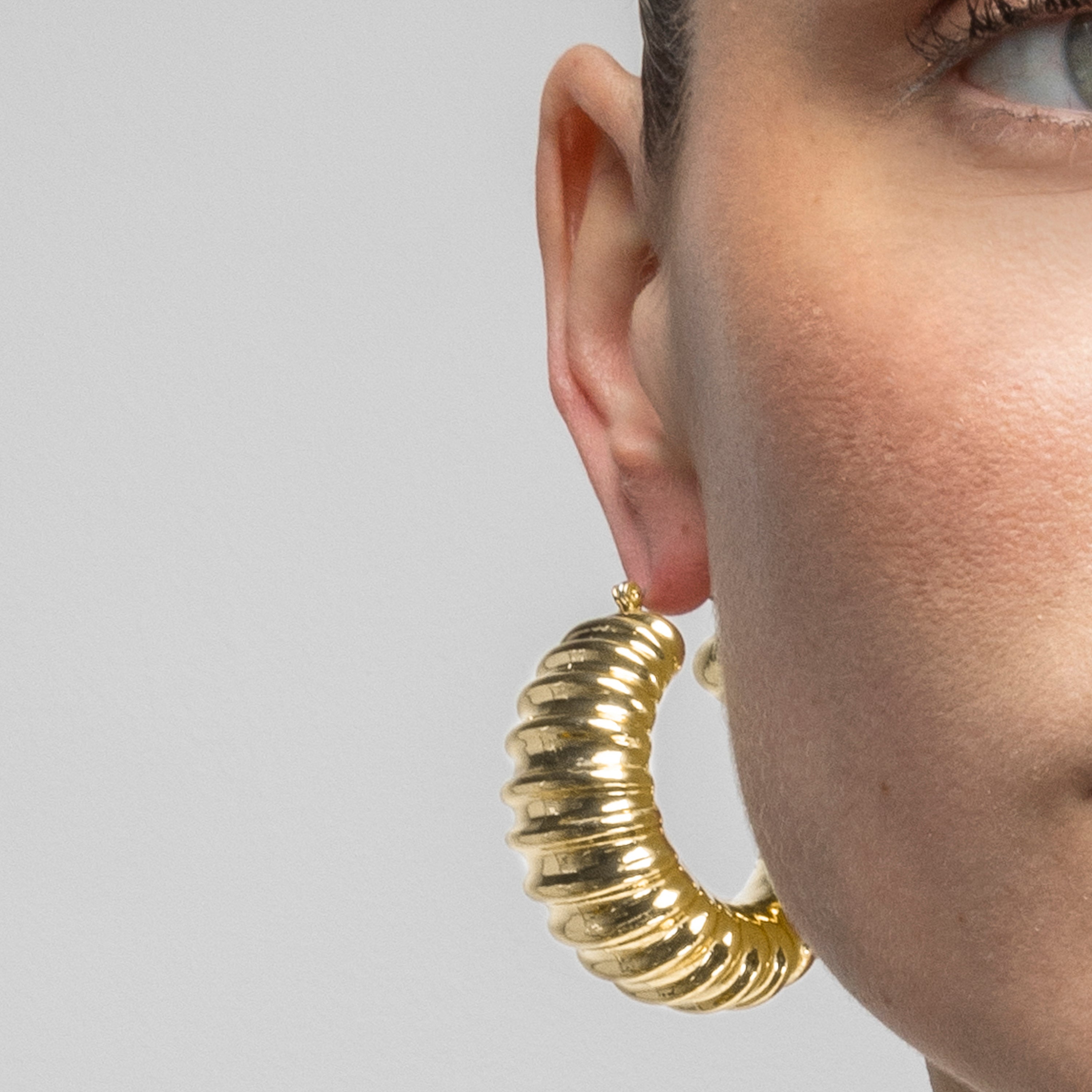 Pendientes acabado oro amarillo de 18k - Muewa