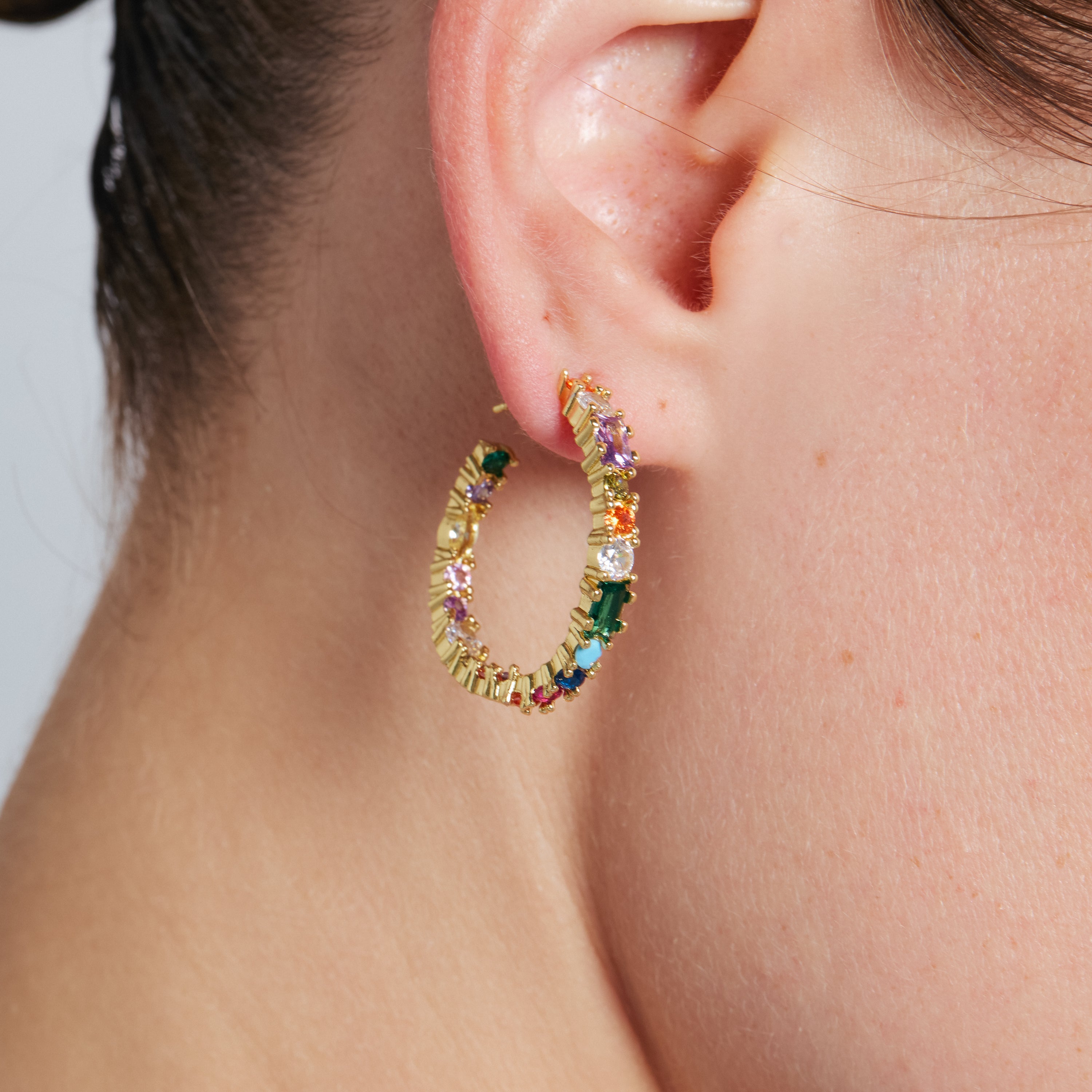 Pendientes de Circonita Multicolor acabado en oro amarillo de 18k - Lalith