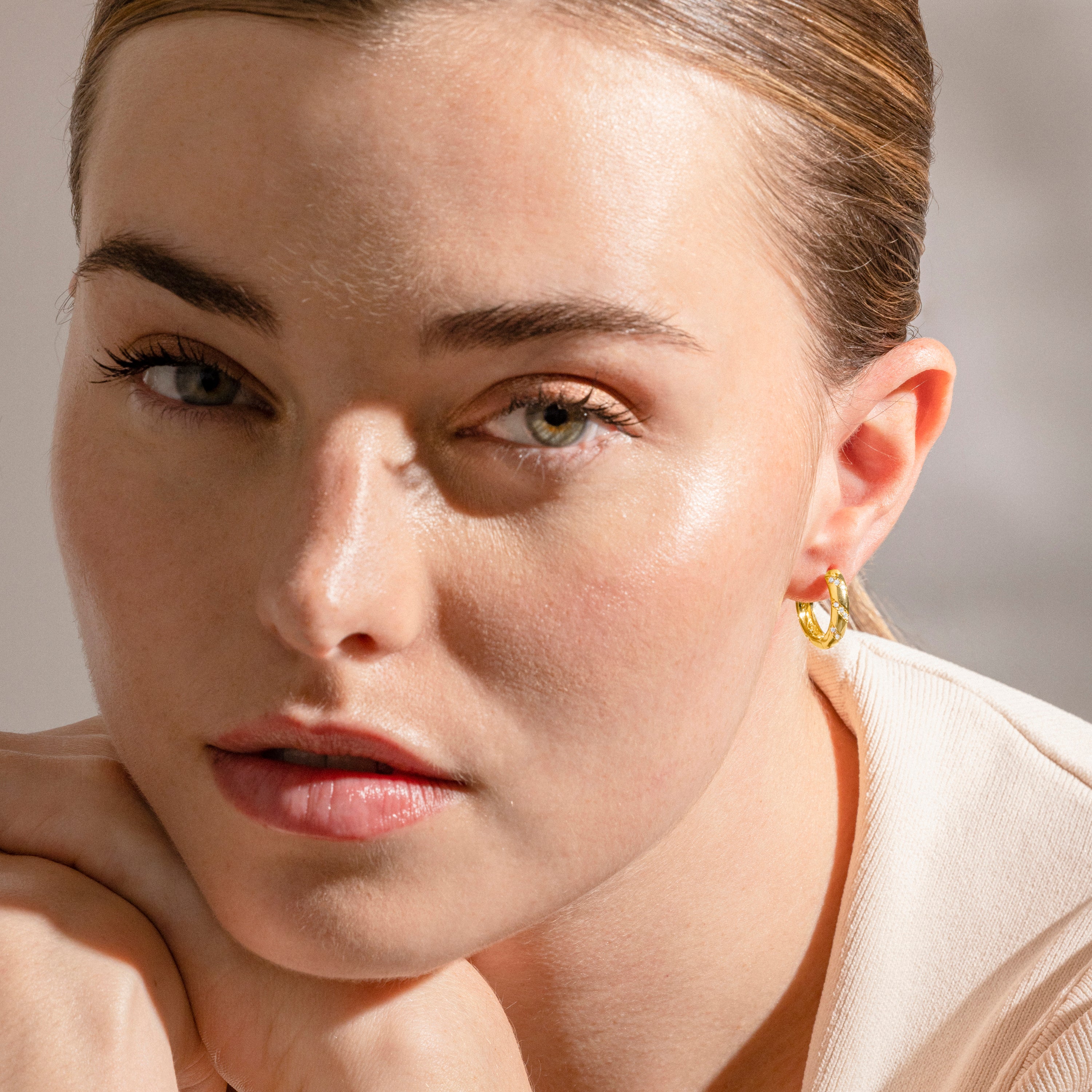 Earrings with Brilliant Zirconia finished in 18K gold - Lionvi
