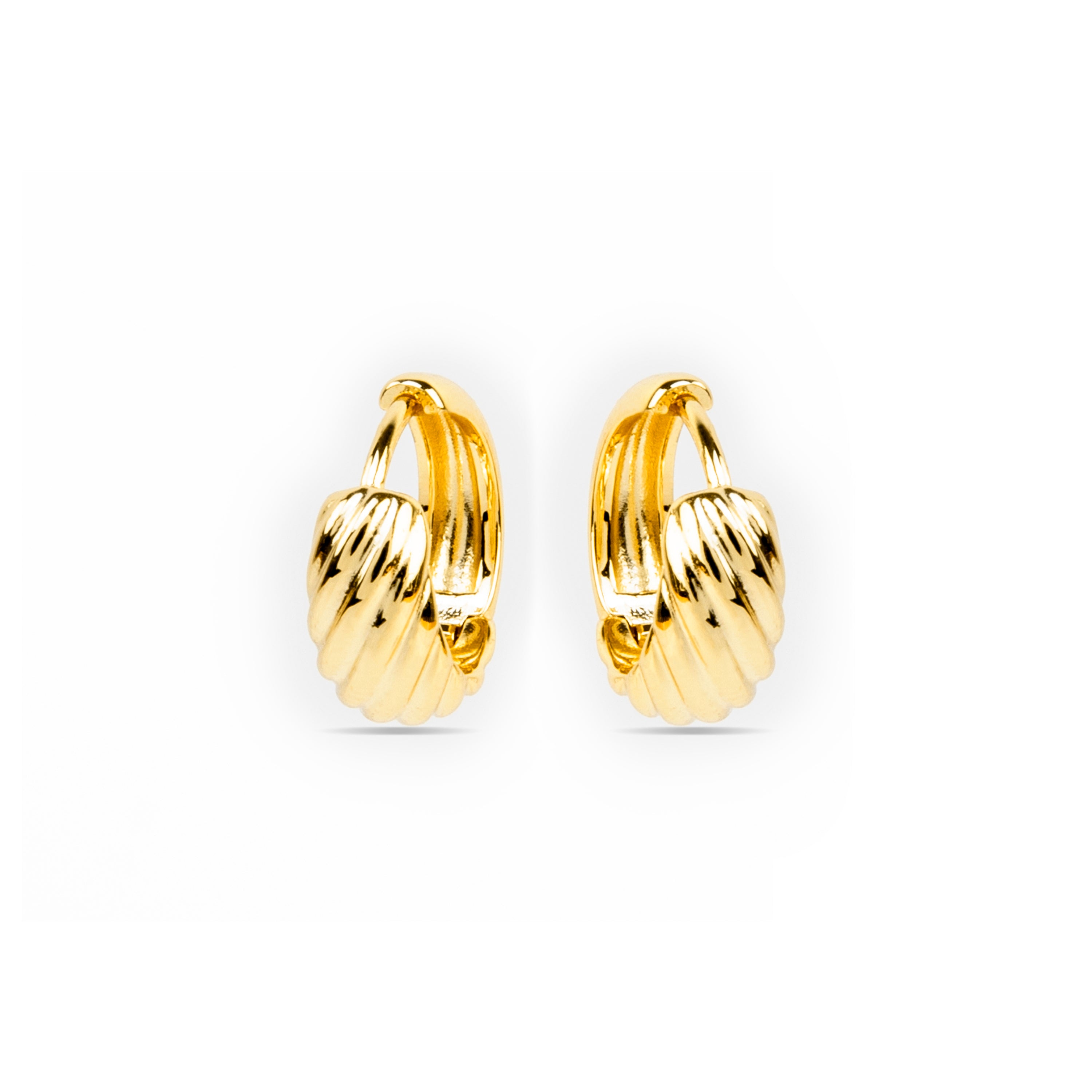 Brincos acabamento ouro 18k - Usma