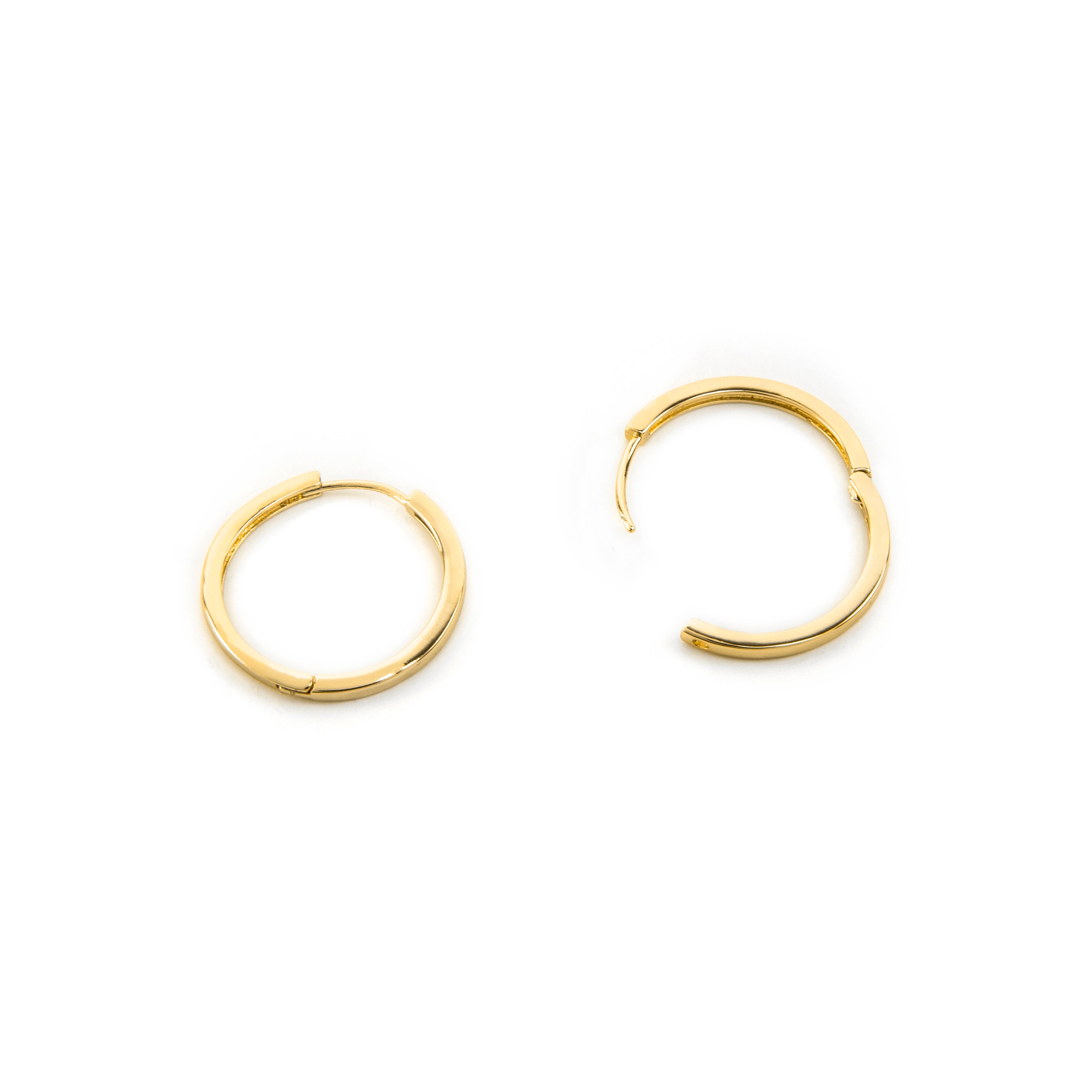 Brincos acabamento ouro 18k - Umsy