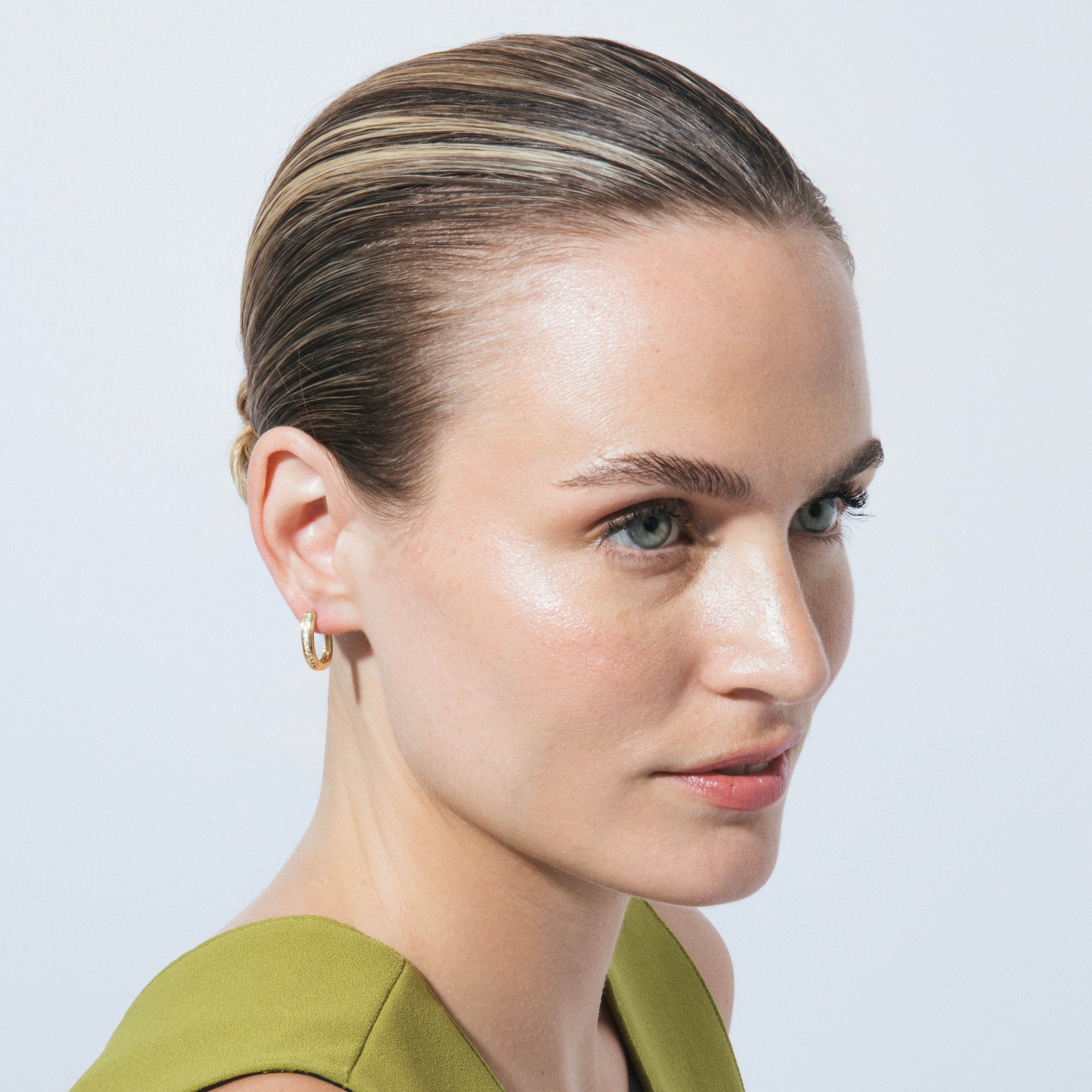 Earrings finished in 18k yellow gold - Katki