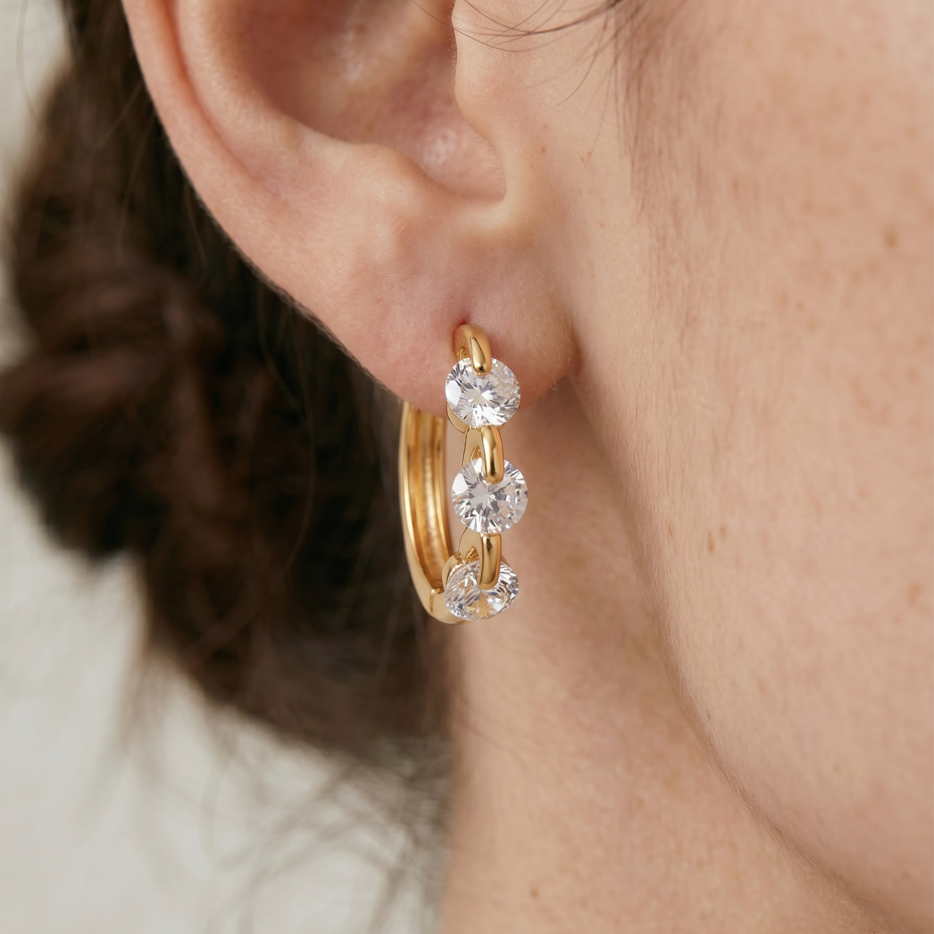 Pendientes de Circonita Brillante acabado en oro amarillo de 18k - Nili