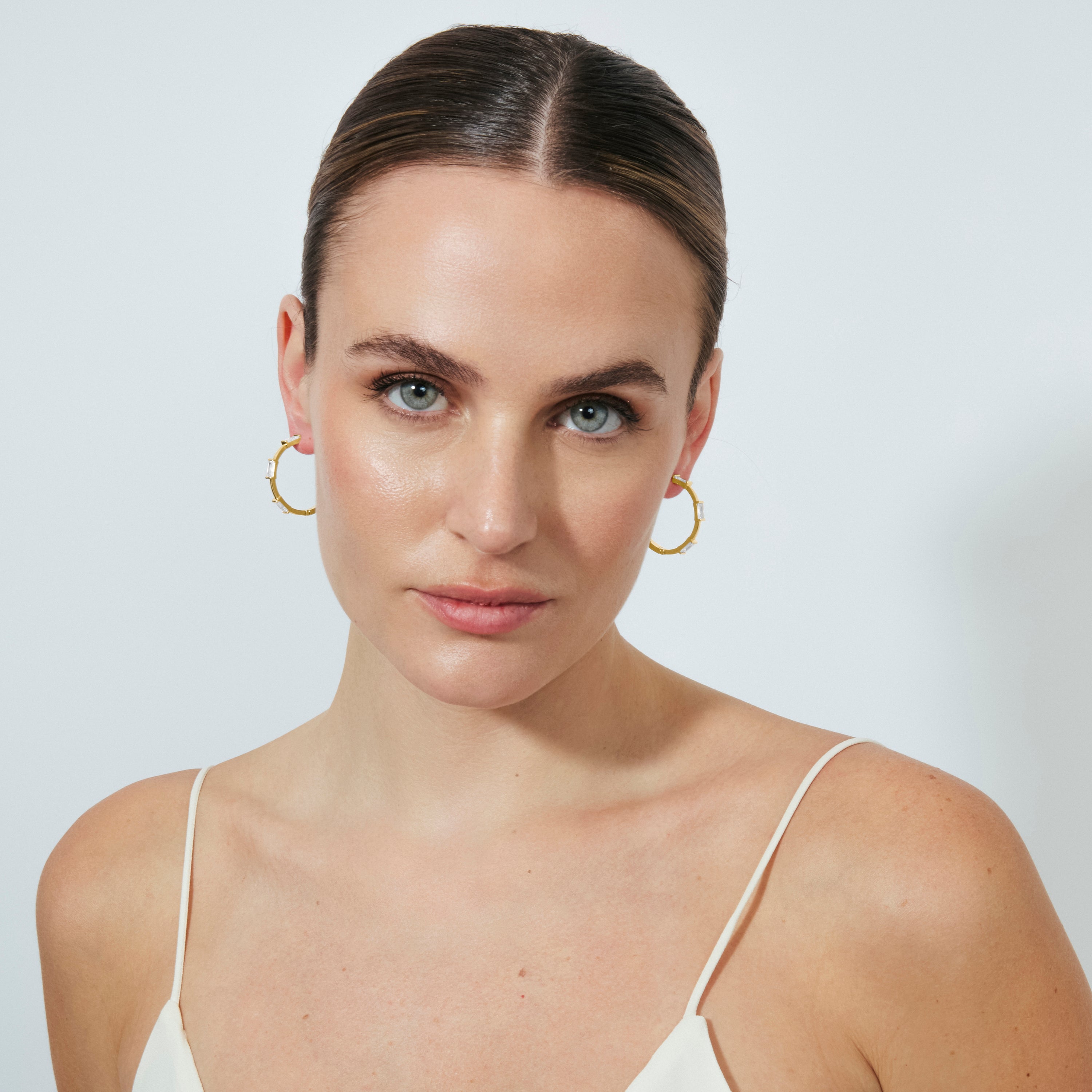 Brillanter Zirkonia-Ohrring mit 18k Gelbgold-Finish - Shise