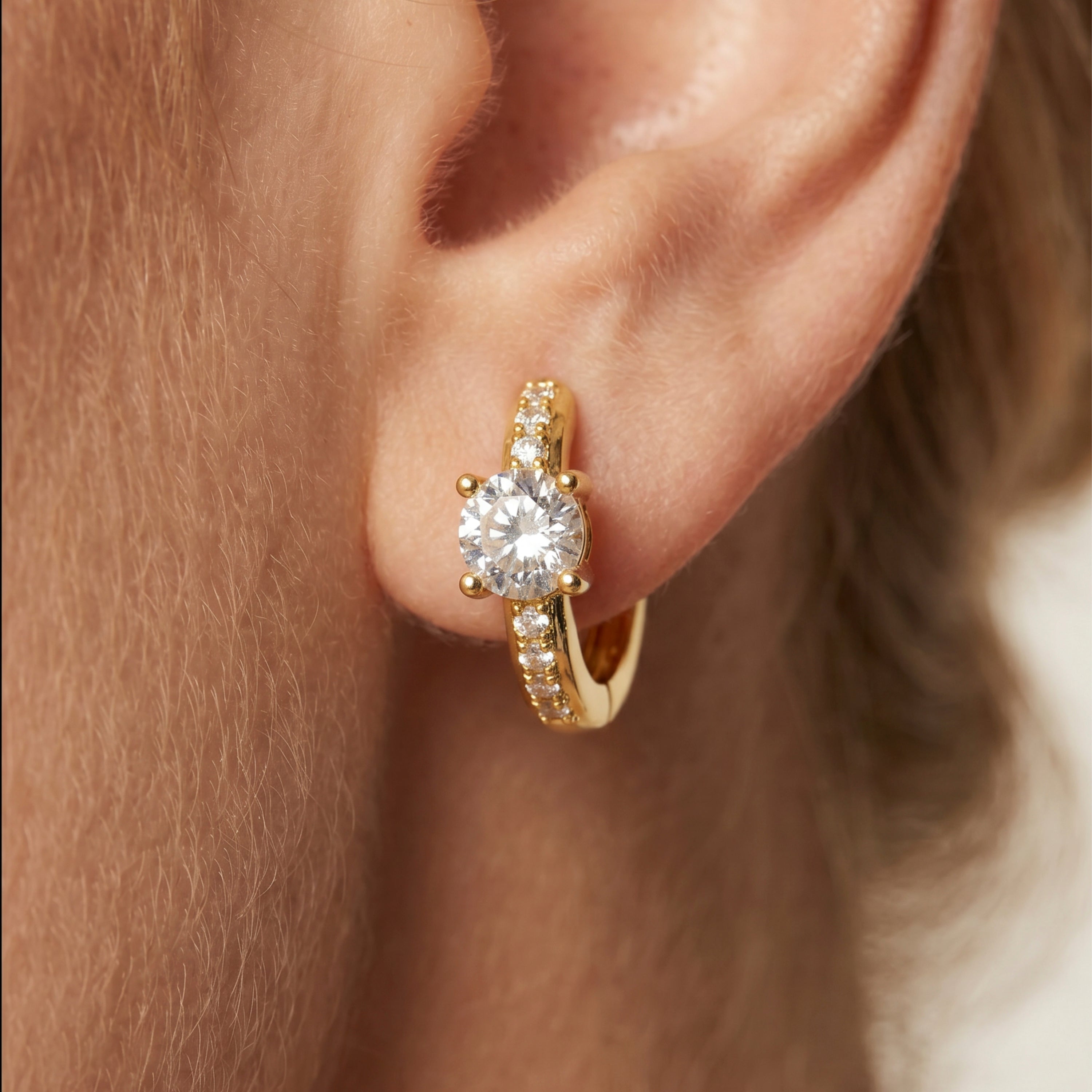Pendientes de Circonita Brillante acabado en oro amarillo de 18k - Thorn