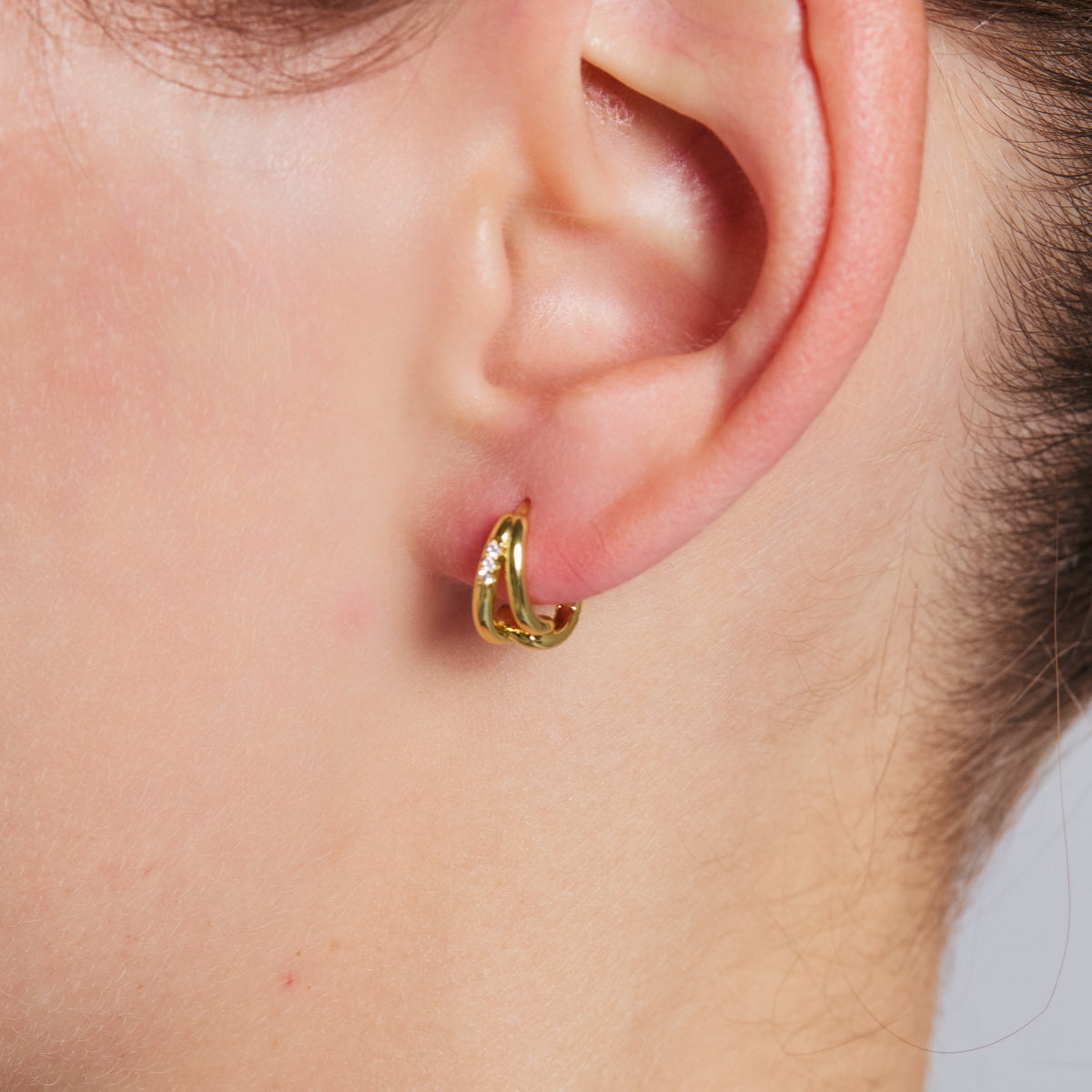 Orecchini in zircone brillante con finitura in oro giallo 18 carati - Amsi
