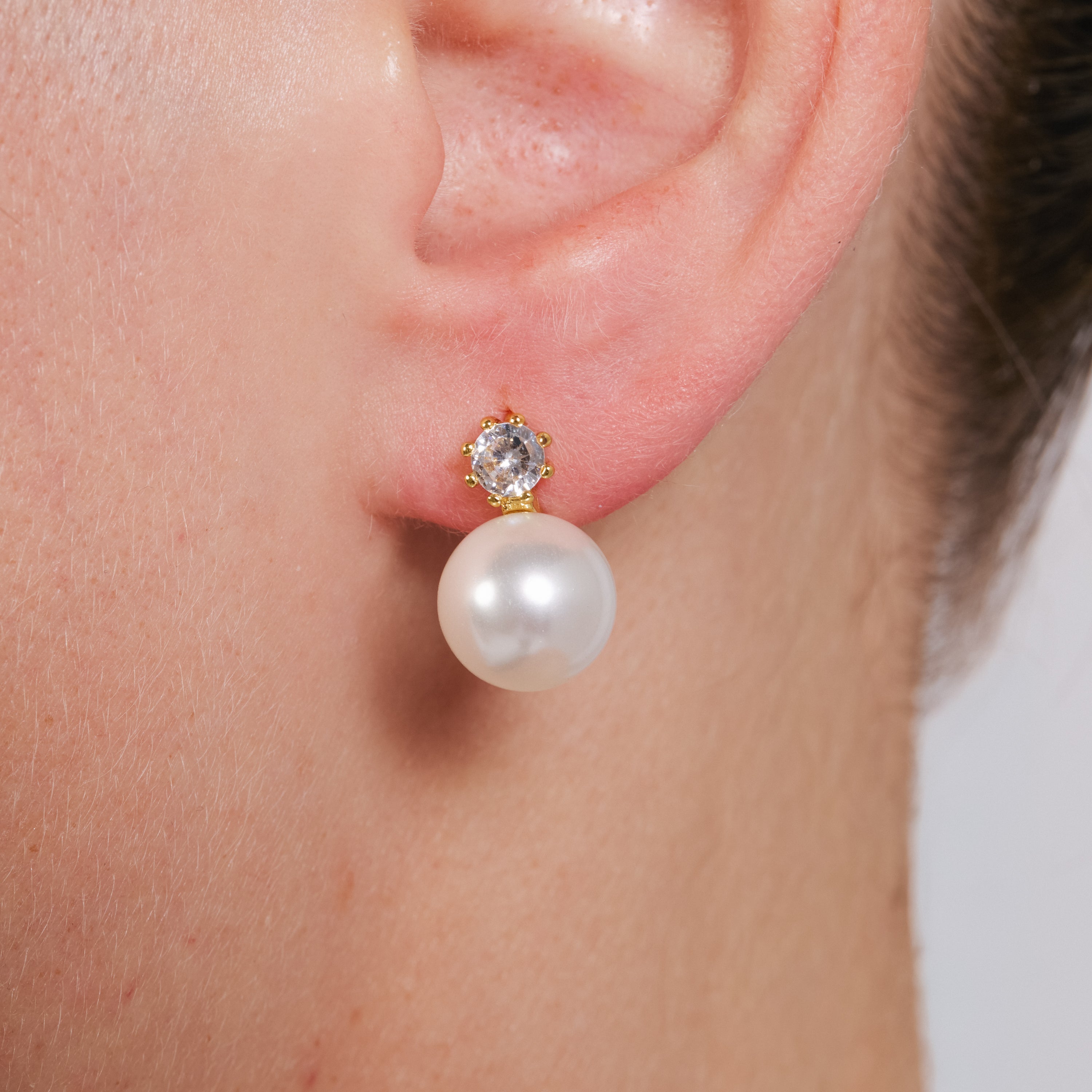 Boucles d’oreilles en perles blanches finition or jaune 18 carats - Lideric