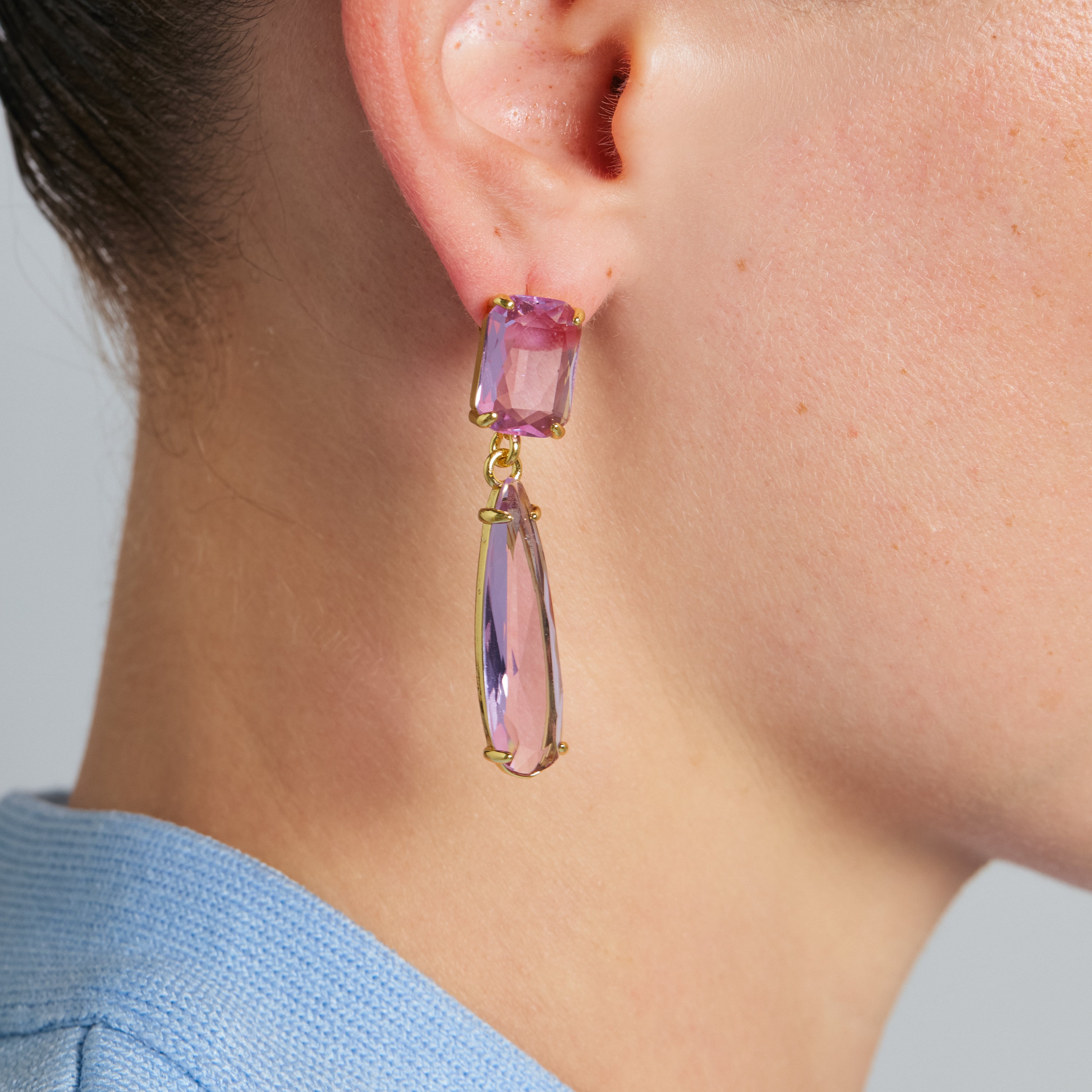 Pendientes de Cristal Morado acabado en oro amarillo de 18k - Mare