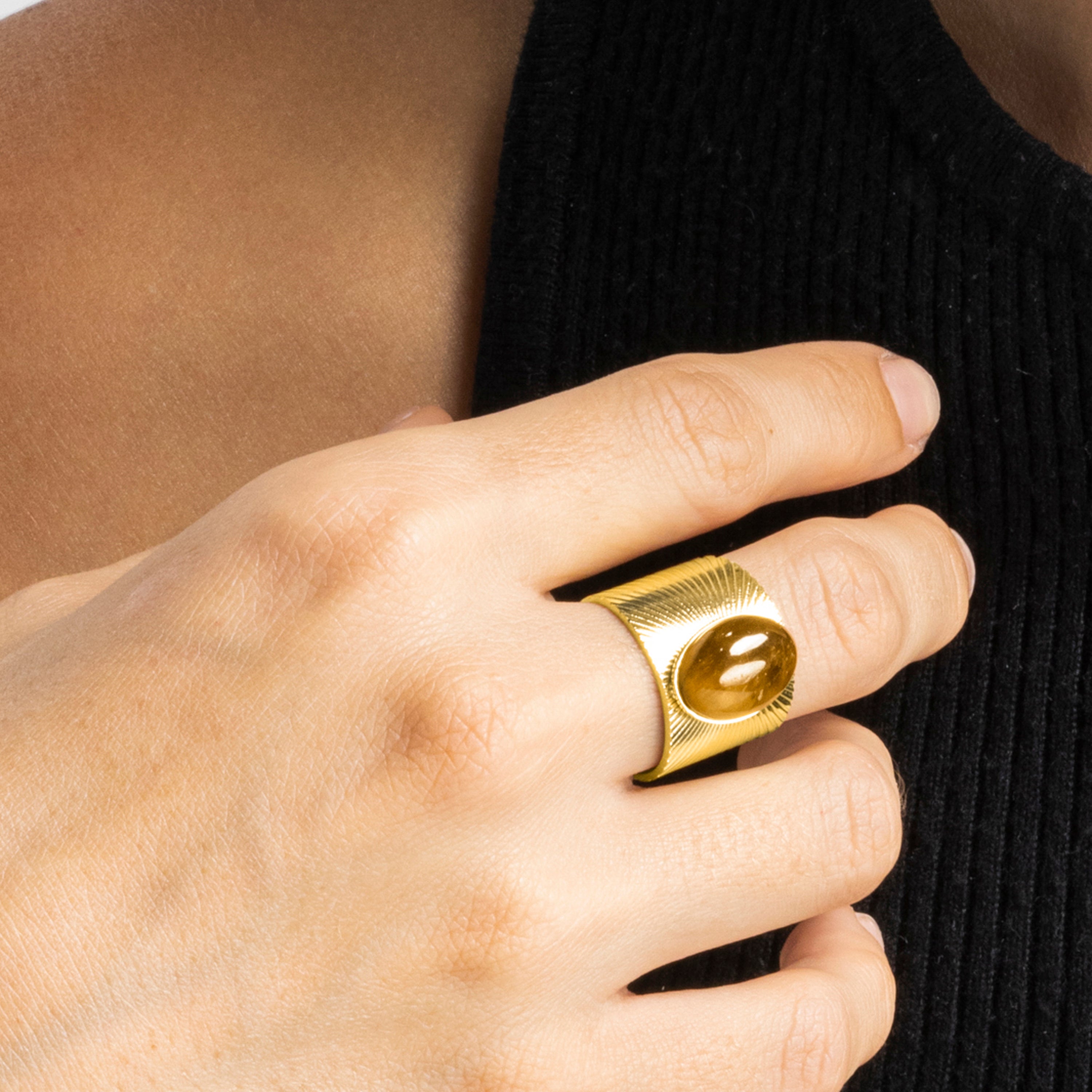 Bague avec Oeil de Tigre finition or 18k - Anleh