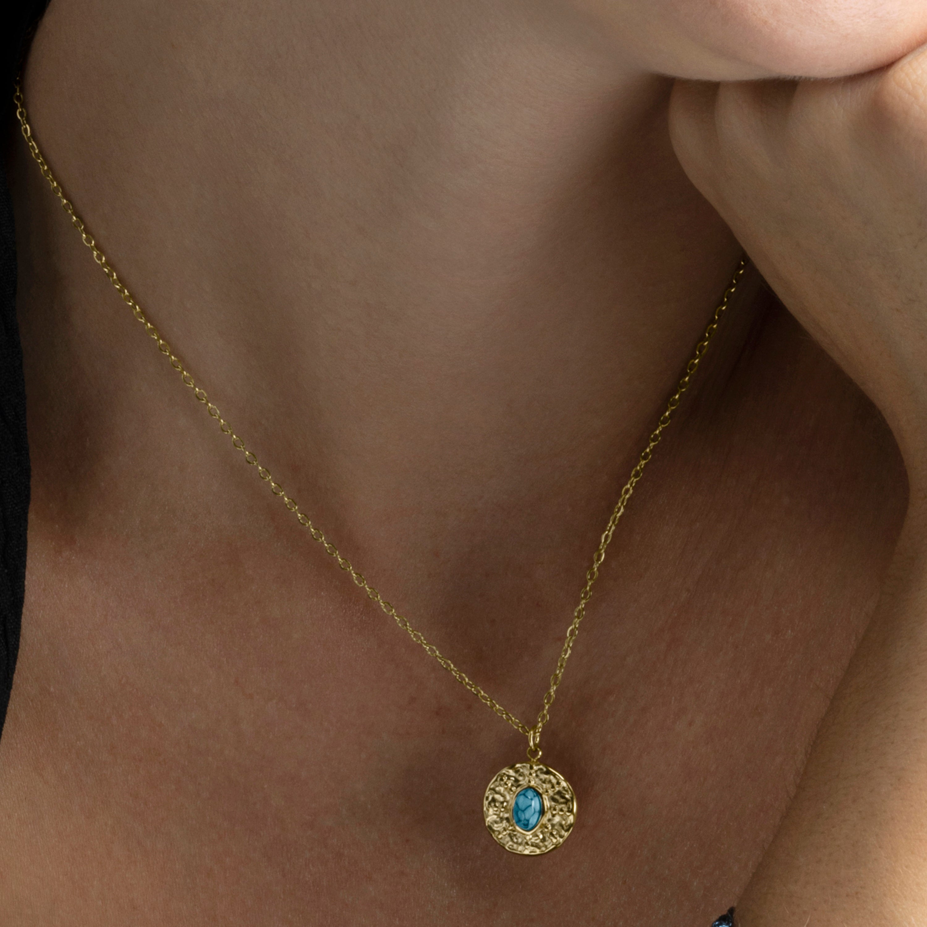 Colar de turquesa acabado em ouro amarelo 18K - Riadra