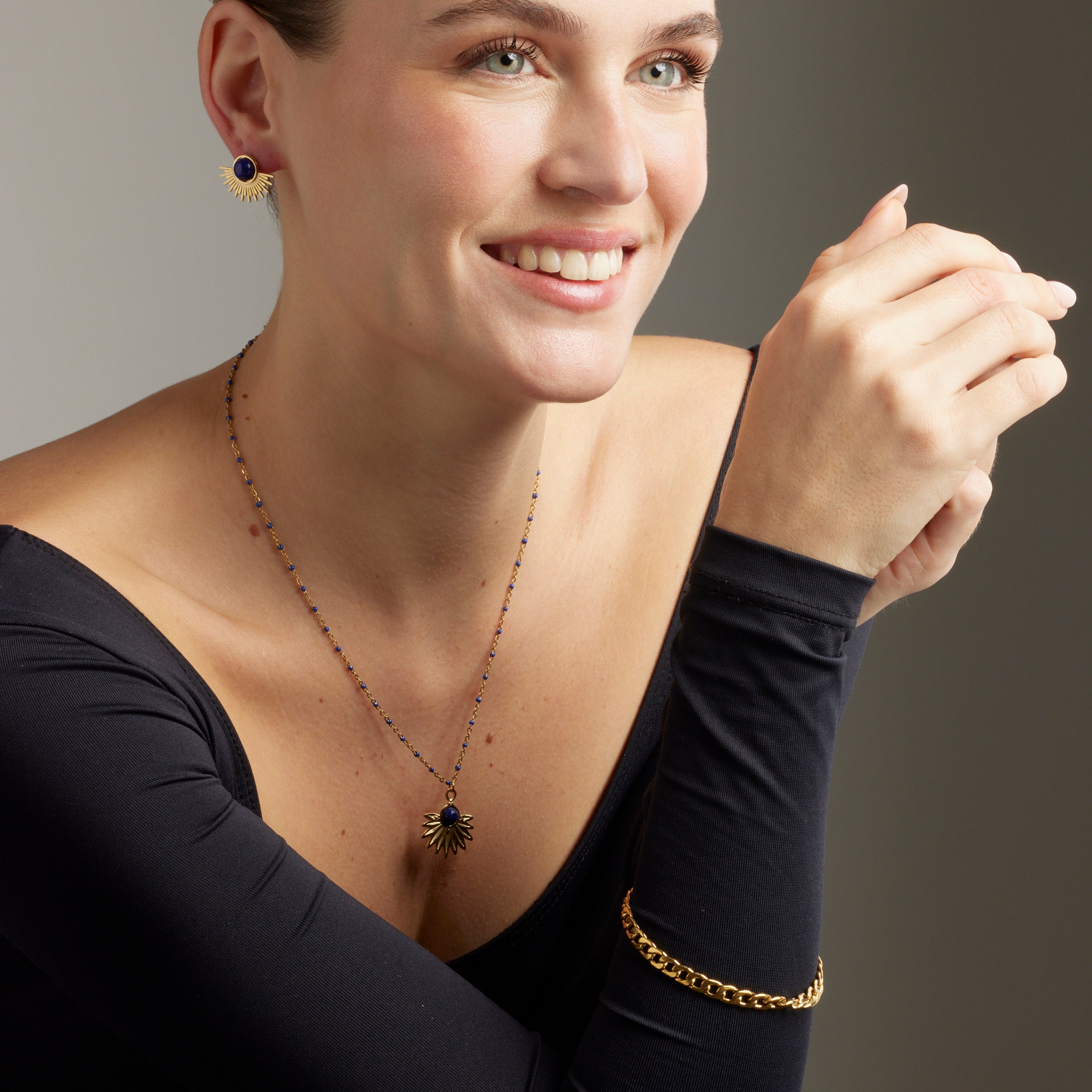 Collar de Lapislazuli Natural acabado en oro amarillo 18K- Viwing