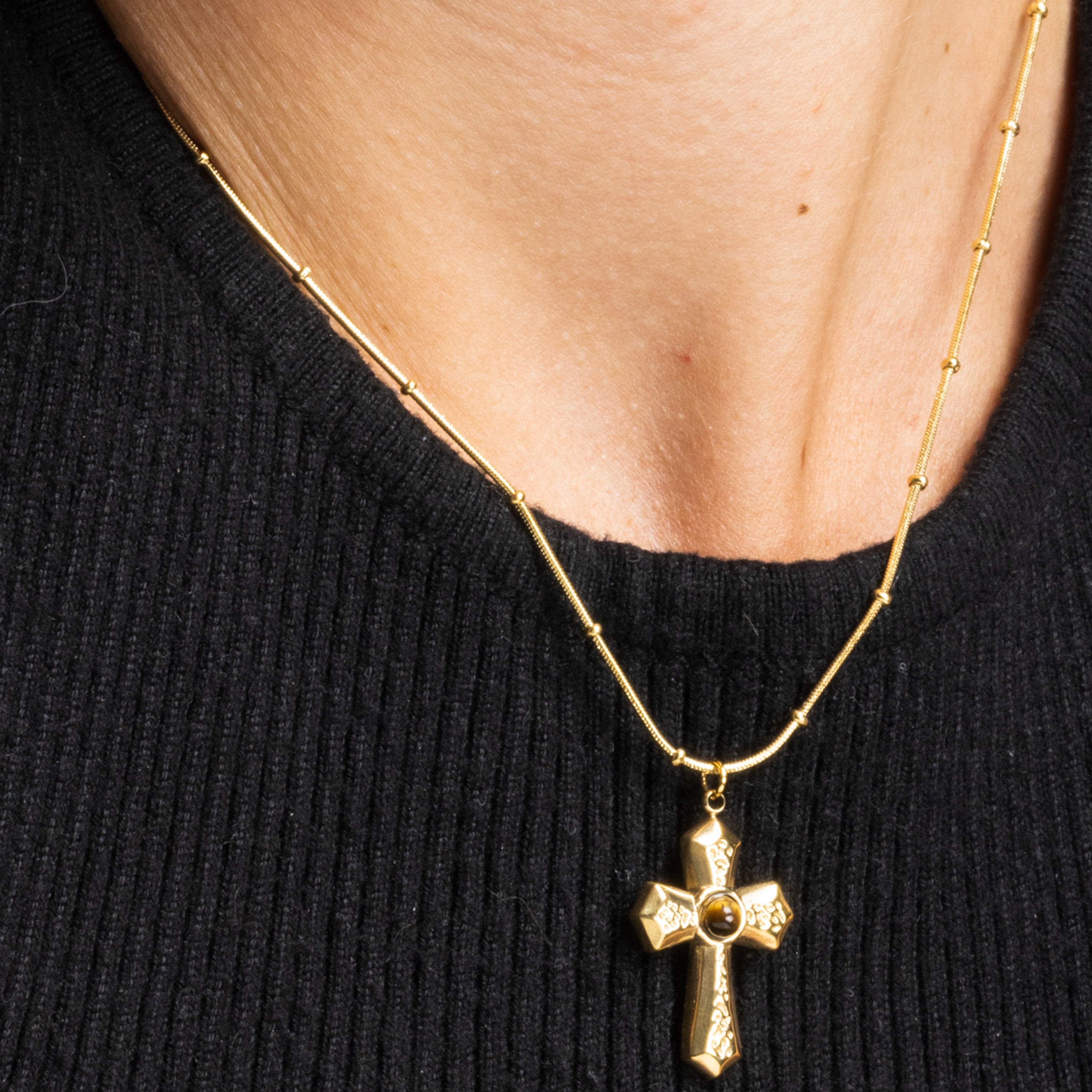 Colar com Olho de Tigre acabamento em ouro 18k - Anleh