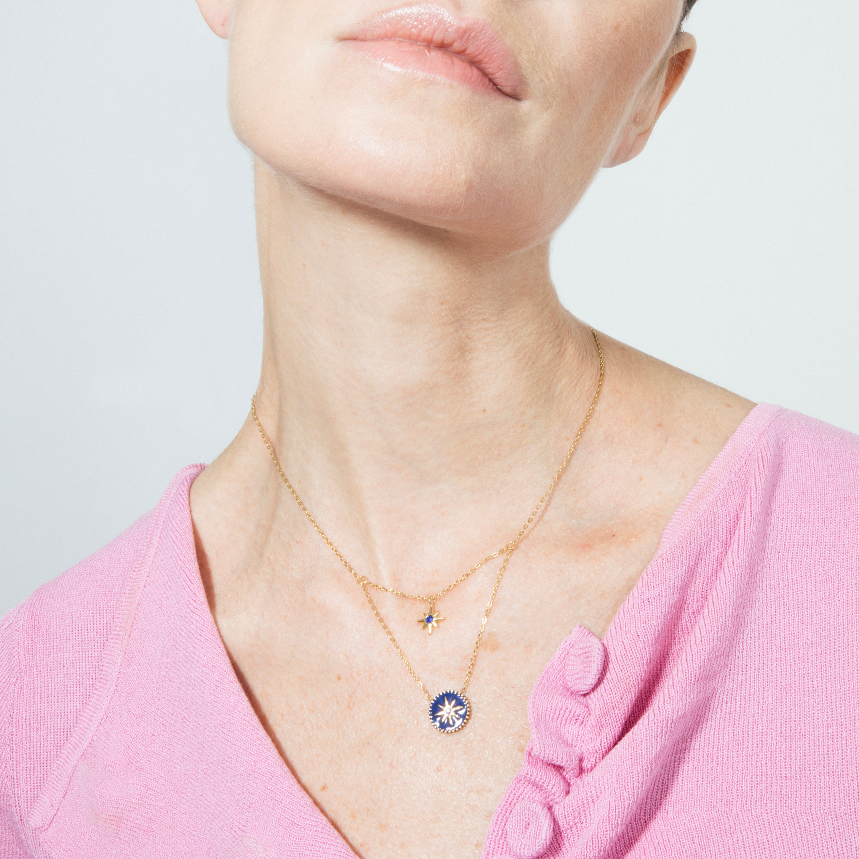Collar de Lacado Azul acabado en oro amarillo 18k - Iskha