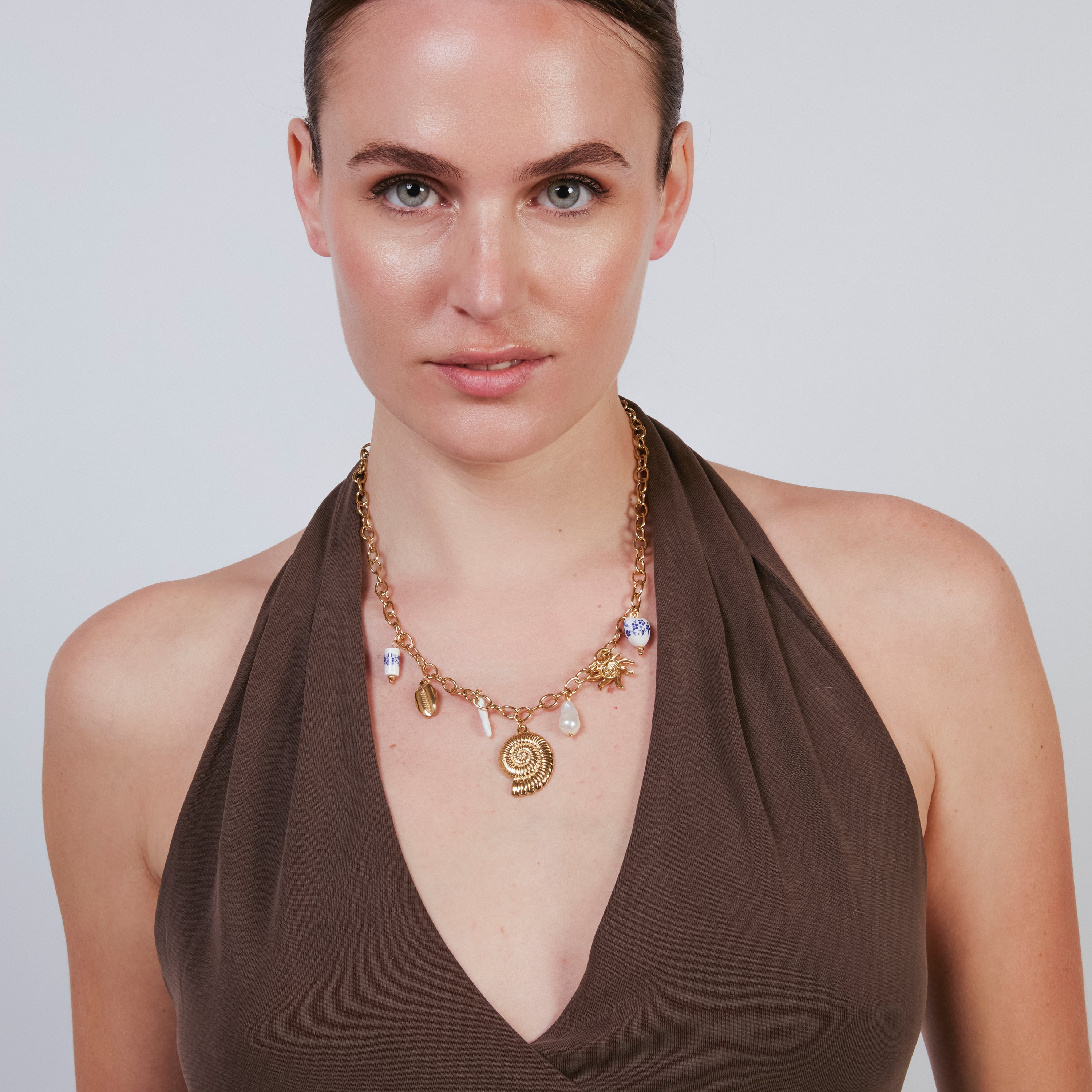 Collar de Perla Blanca acabado en oro amarillo de 18k - Ribeleg