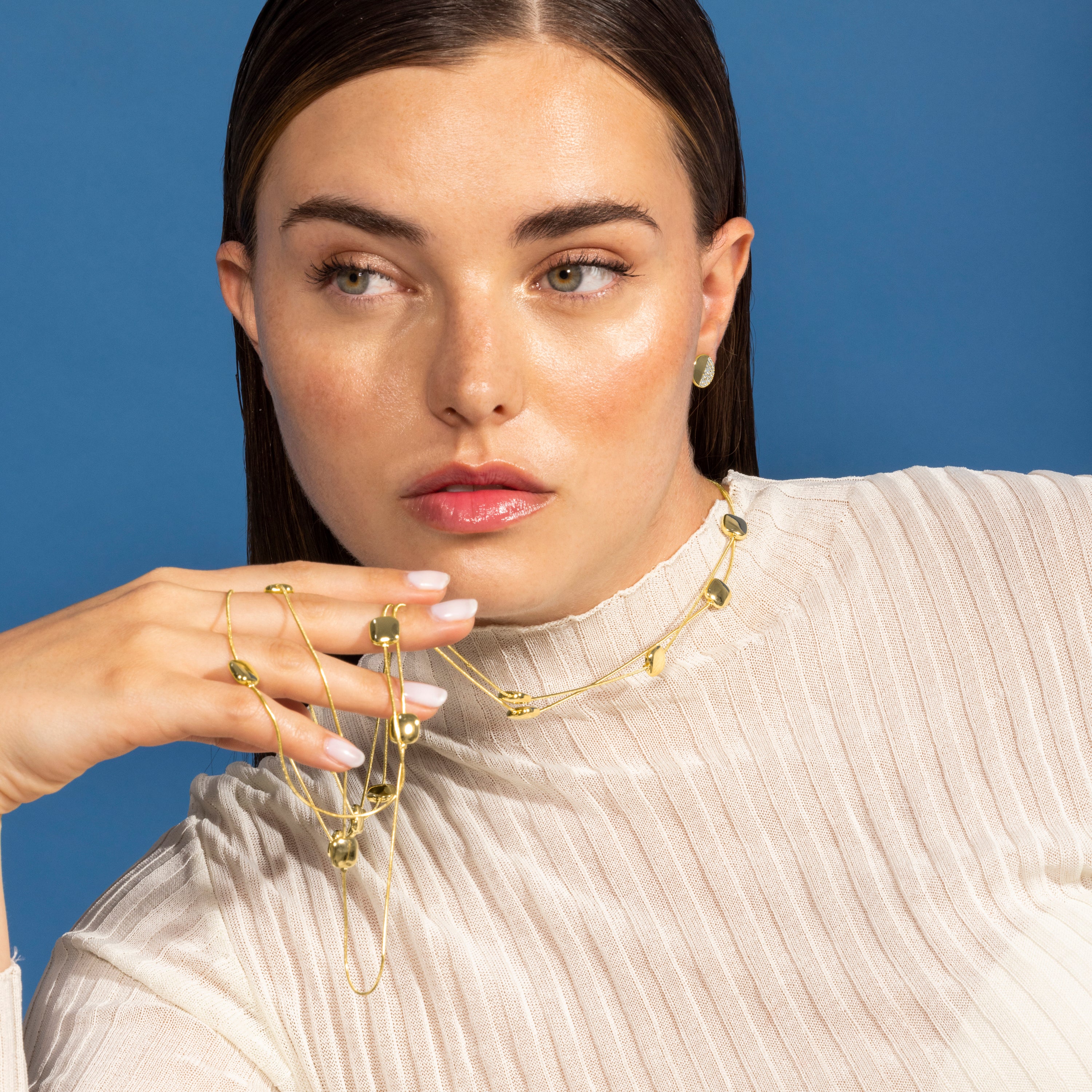 Collier de perles blanches finition en or jaune 18K - Tislain
