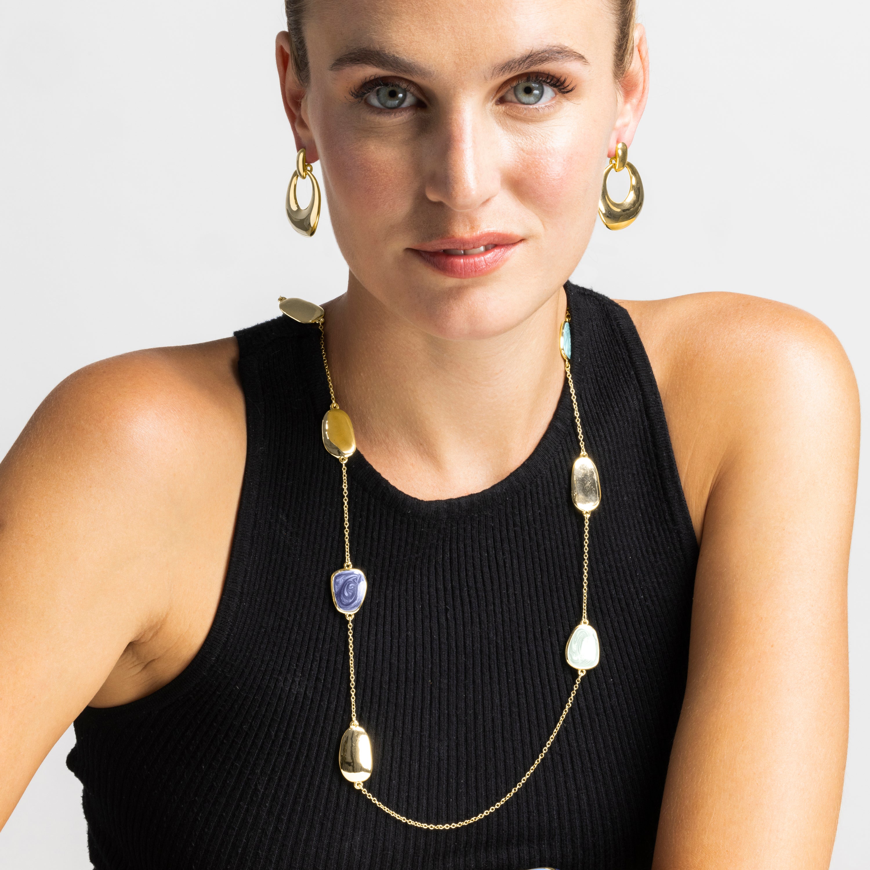 Collar with Blue Lacquer finished in 18k gold - Talyu