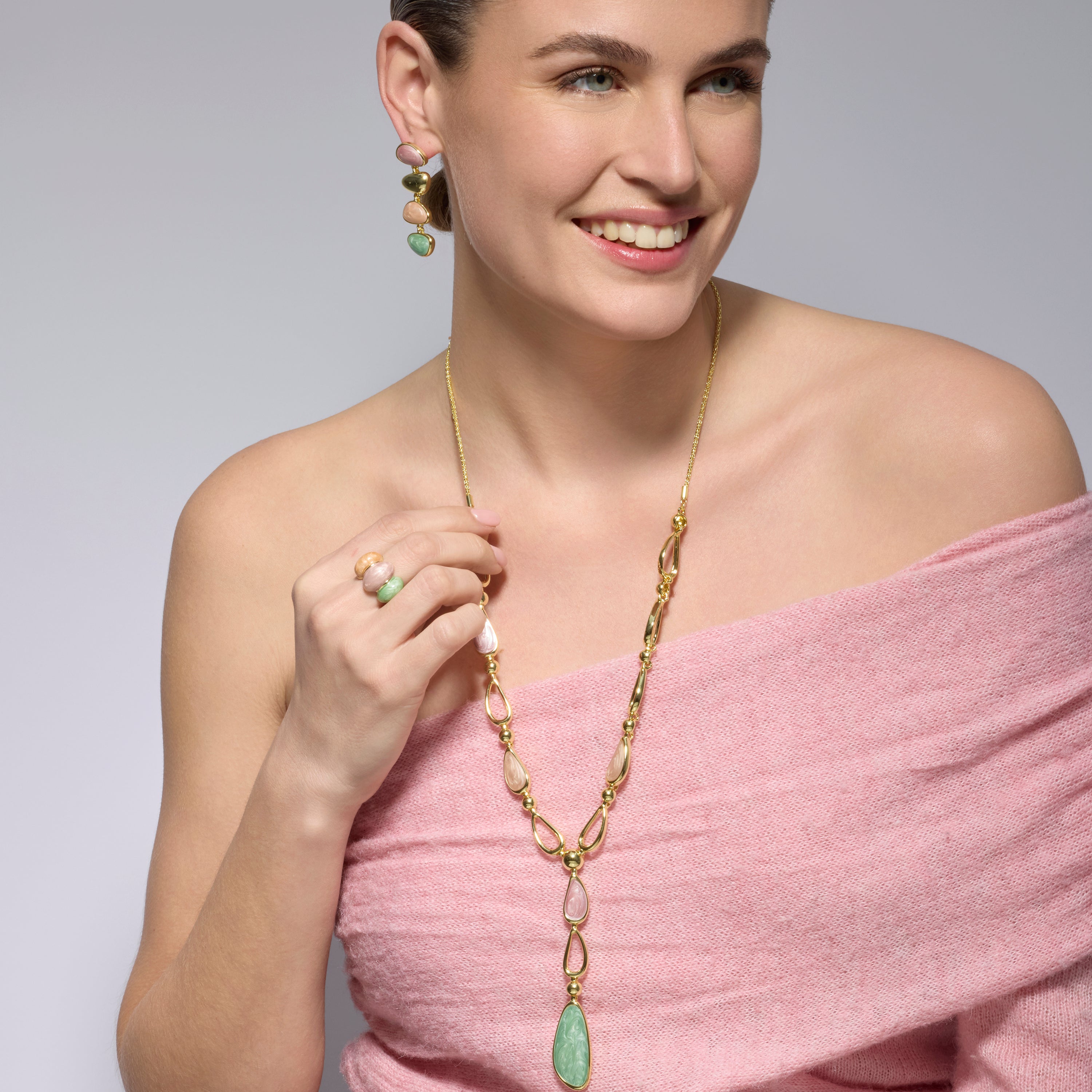 Colar acabado em ouro amarelo de 18k e lacado verde - Bolhy