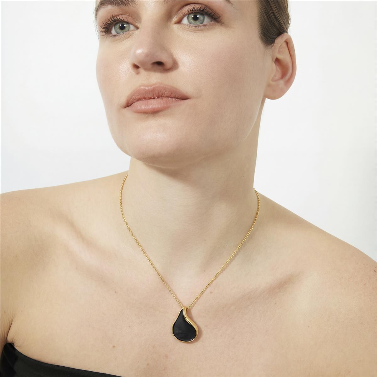 Black Lacquer Necklace with 18k Yellow Gold Finish - Overci