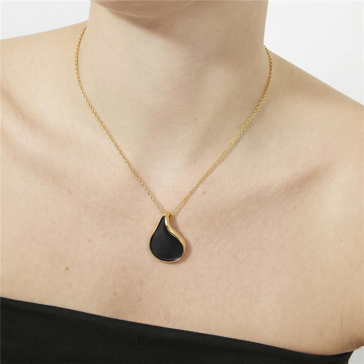 Black Lacquer Necklace with 18k Yellow Gold Finish - Overci